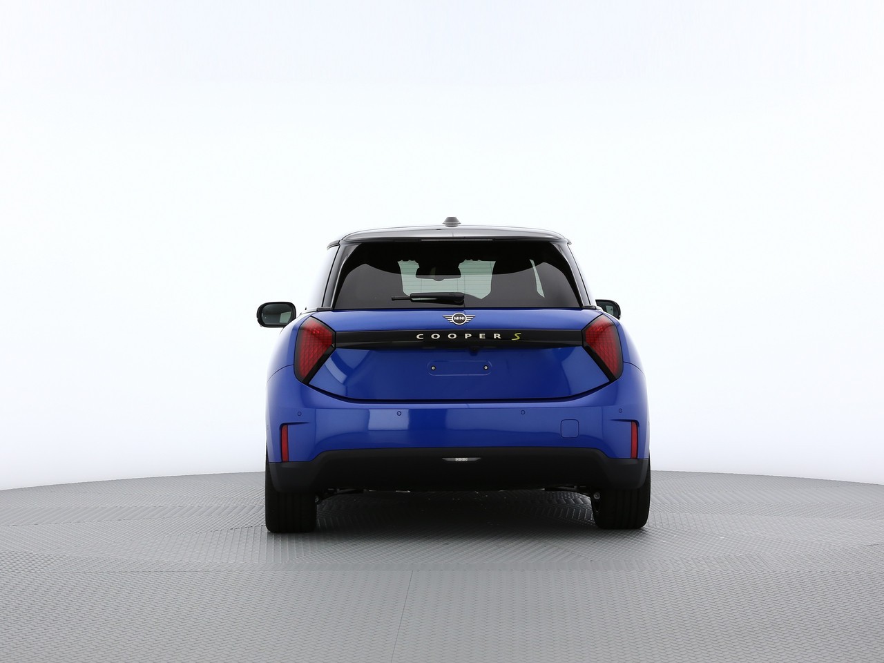 MINI Cooper SE-image-11