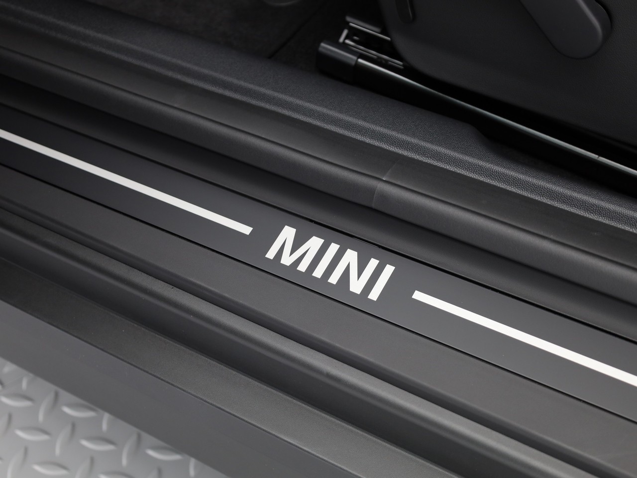 MINI Cooper SE-image-29