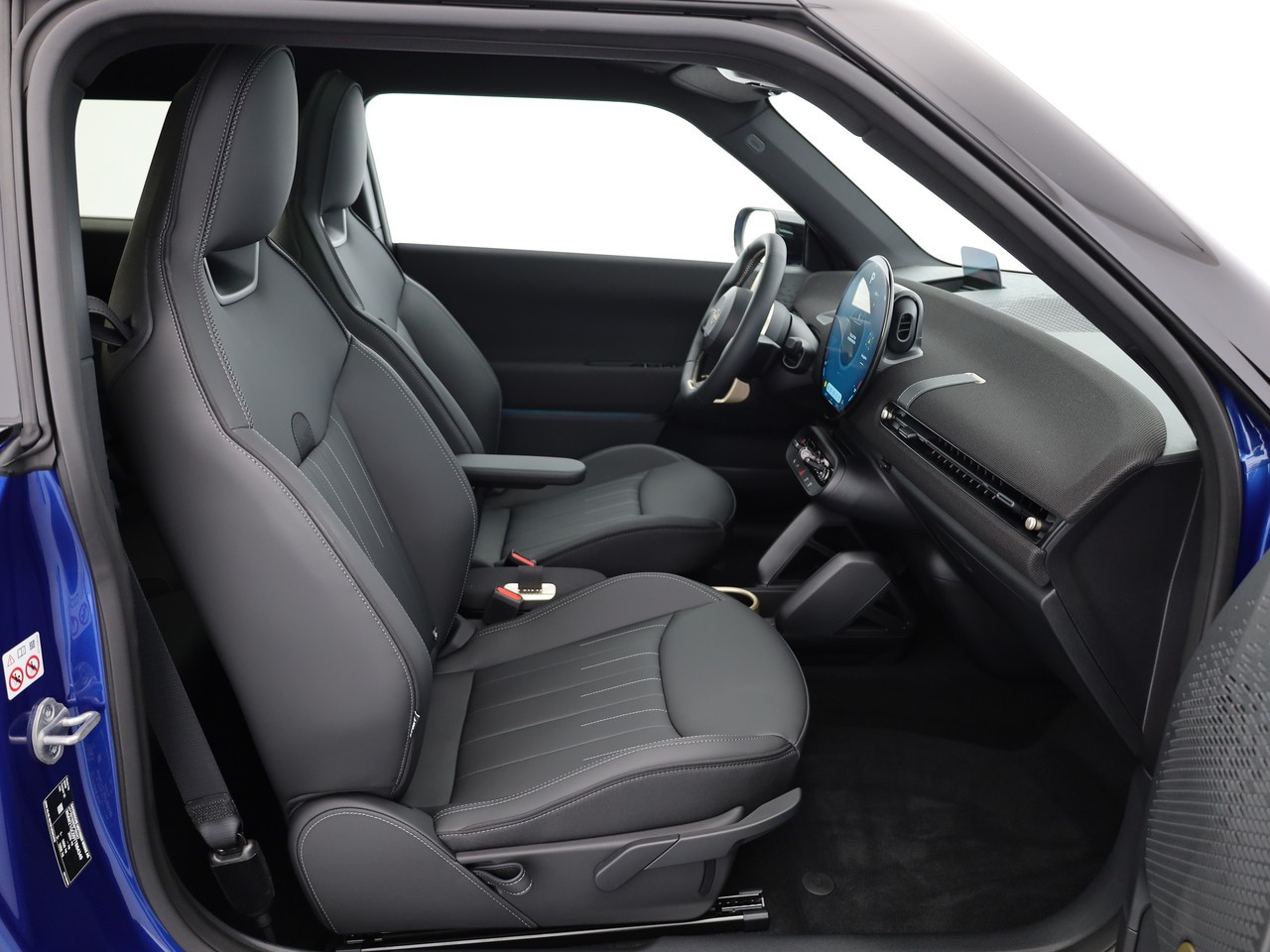 MINI Cooper SE-image-32
