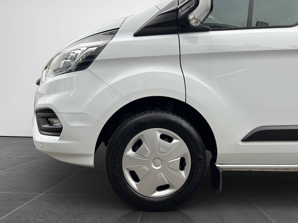 FORD Transit Custom Van 320 L2H2 2.0 TDCi 130 Trend-image-15