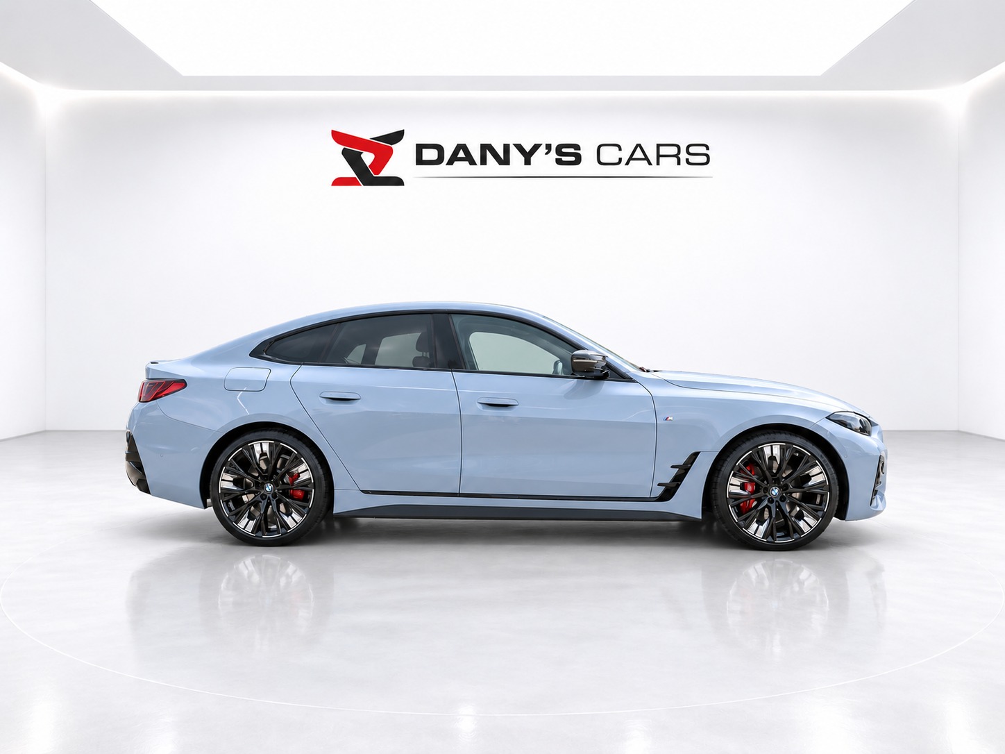 BMW M440i xDrive 48V Gran Coupé M Sport Pro Steptronic Individual-image-3