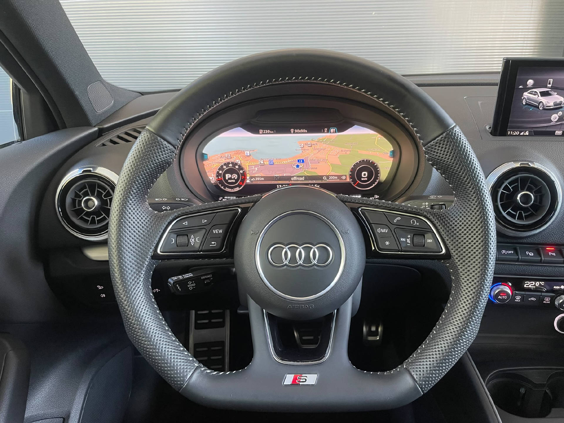 AUDI A3 Limousine 2.0 T FSI Sport quattro S-Tronic-image-7