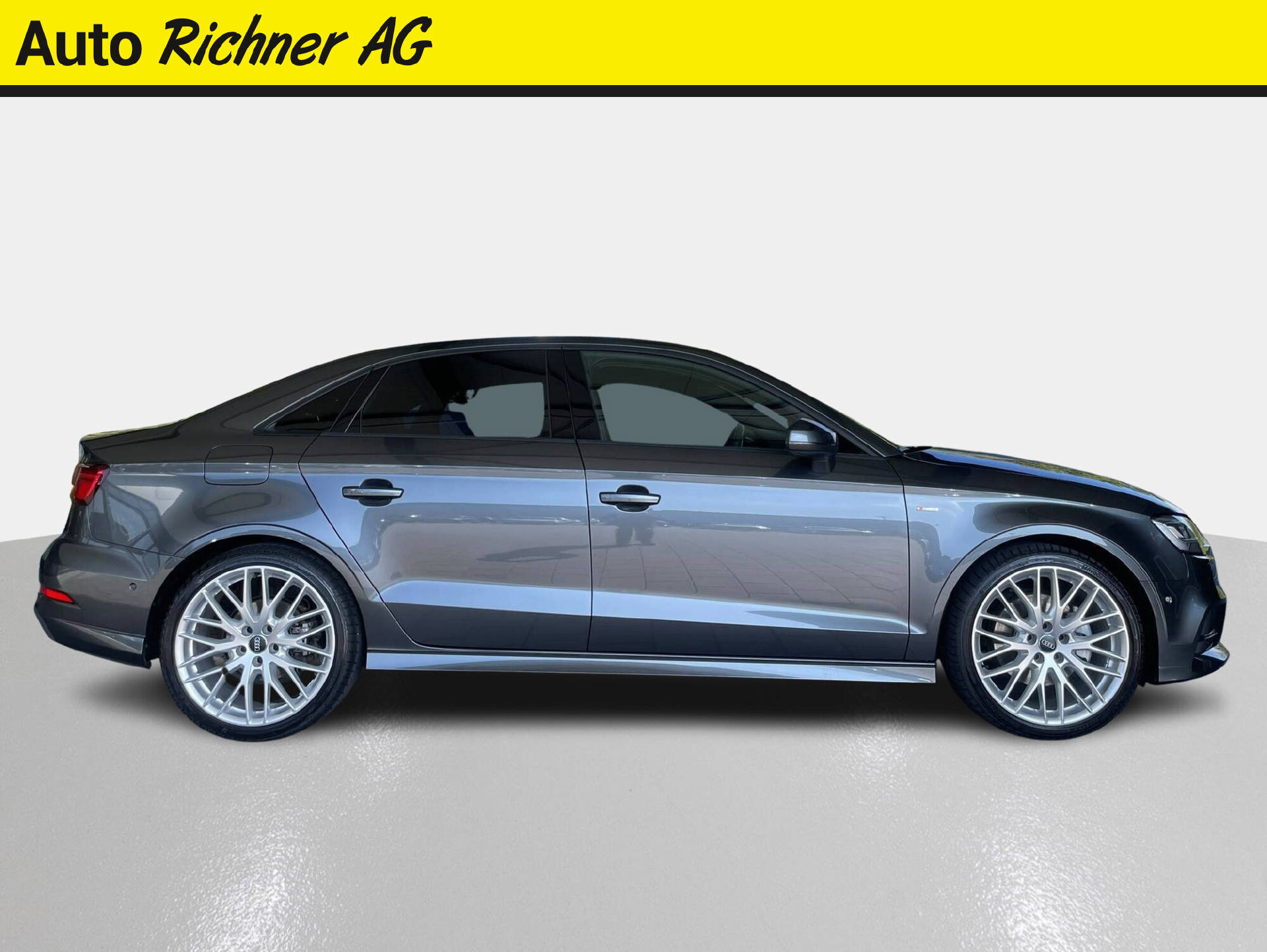 AUDI A3 Limousine 2.0 T FSI Sport quattro S-Tronic-image-2