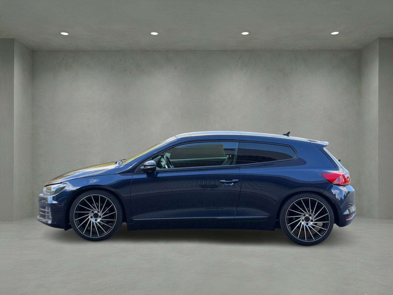 VW Scirocco 2.0 TDI-image-1