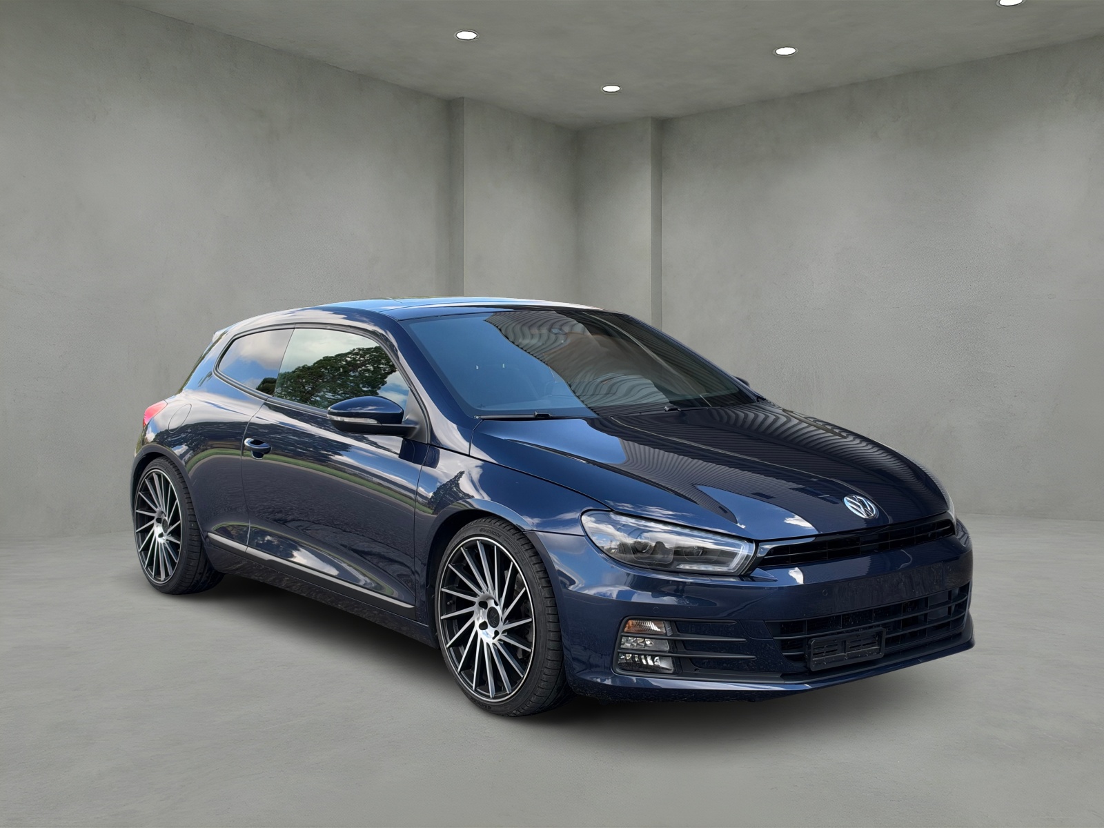 VW Scirocco 2.0 TDI-image-6