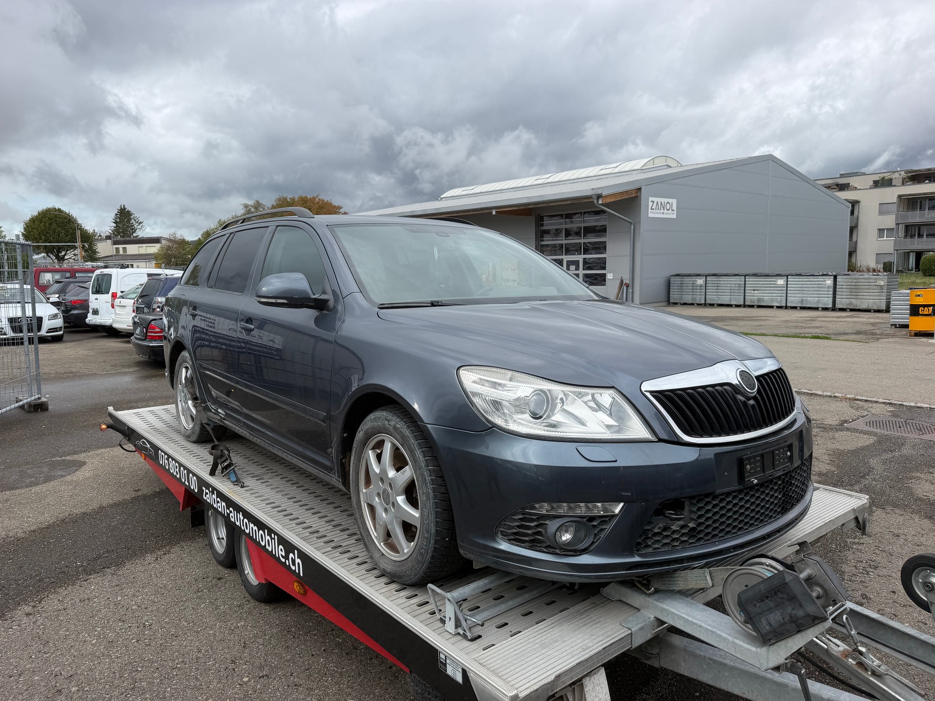 SKODA Octavia Combi 2.0 TSI RS DSG-image-4