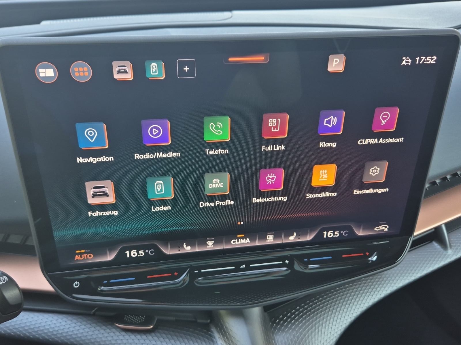 CUPRA Tavascan Type 9 77 kWh VZ Adrenaline*Head up Display*360°Kamera*Panoramadach*-image-15