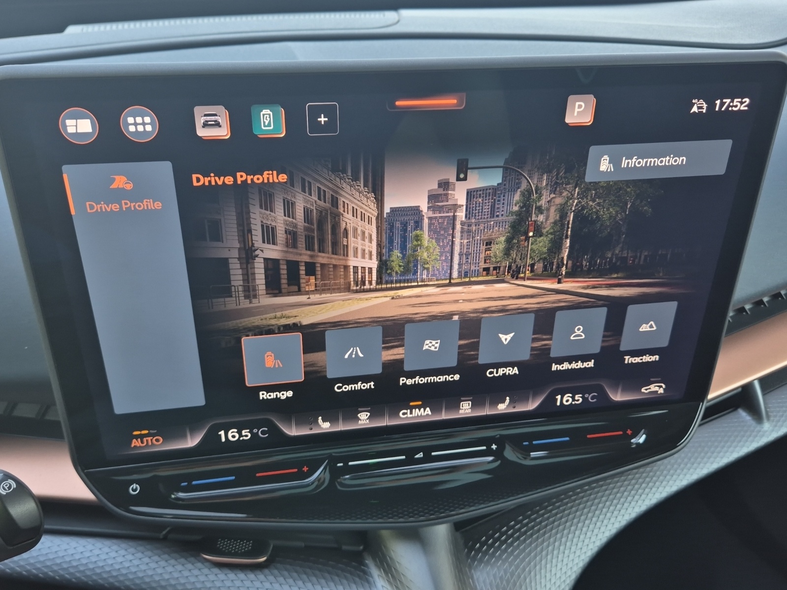 CUPRA Tavascan Type 9 77 kWh VZ Adrenaline*Head up Display*360°Kamera*Panoramadach*-image-20