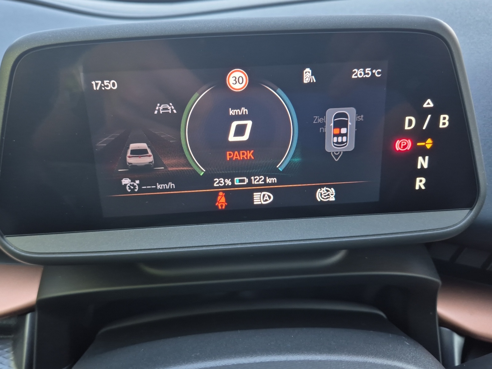 CUPRA Tavascan Type 9 77 kWh VZ Adrenaline*Head up Display*360°Kamera*Panoramadach*-image-11