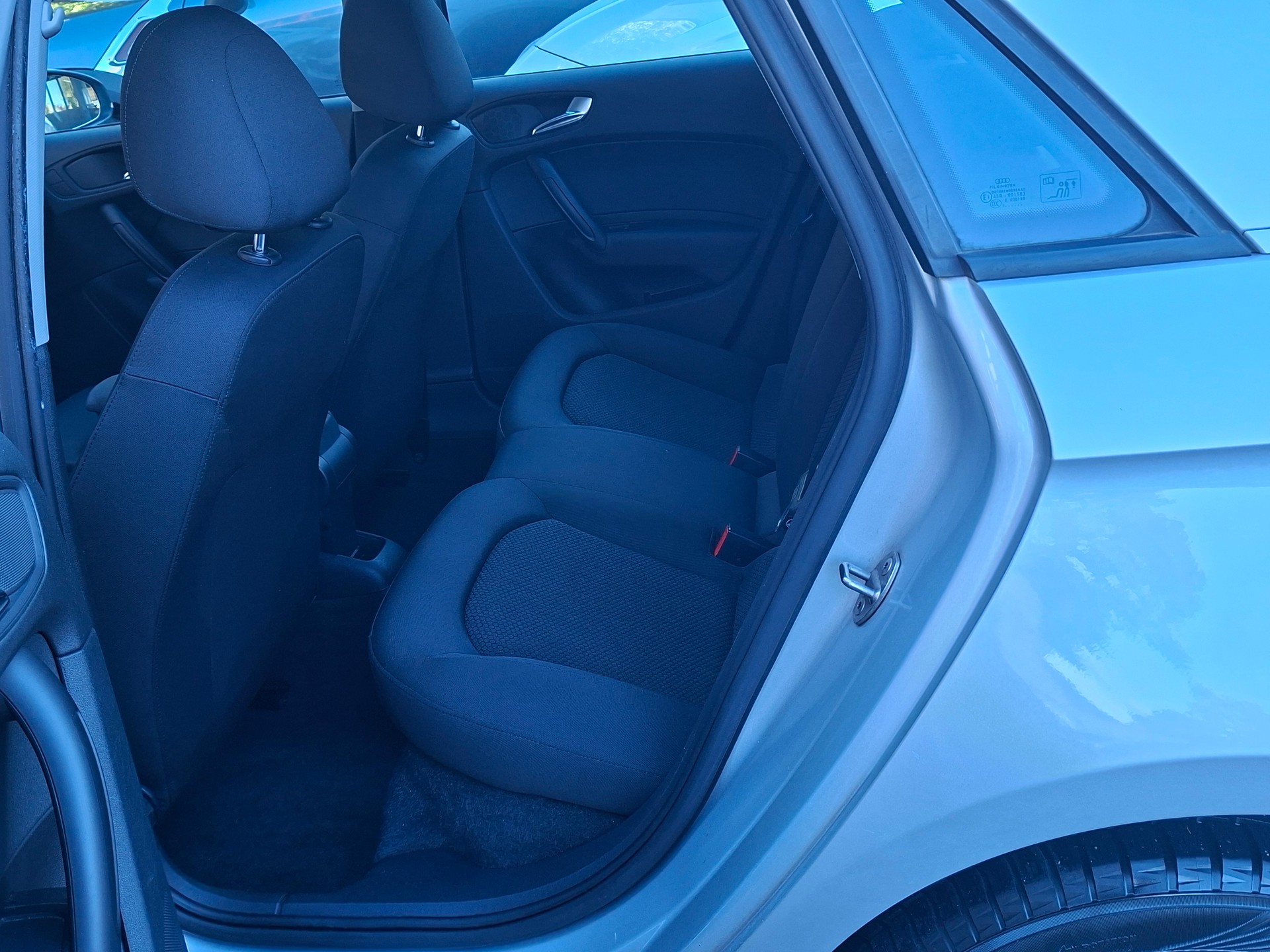 AUDI A1 Sportback 1.6 TDI Attraction DSG-image-5