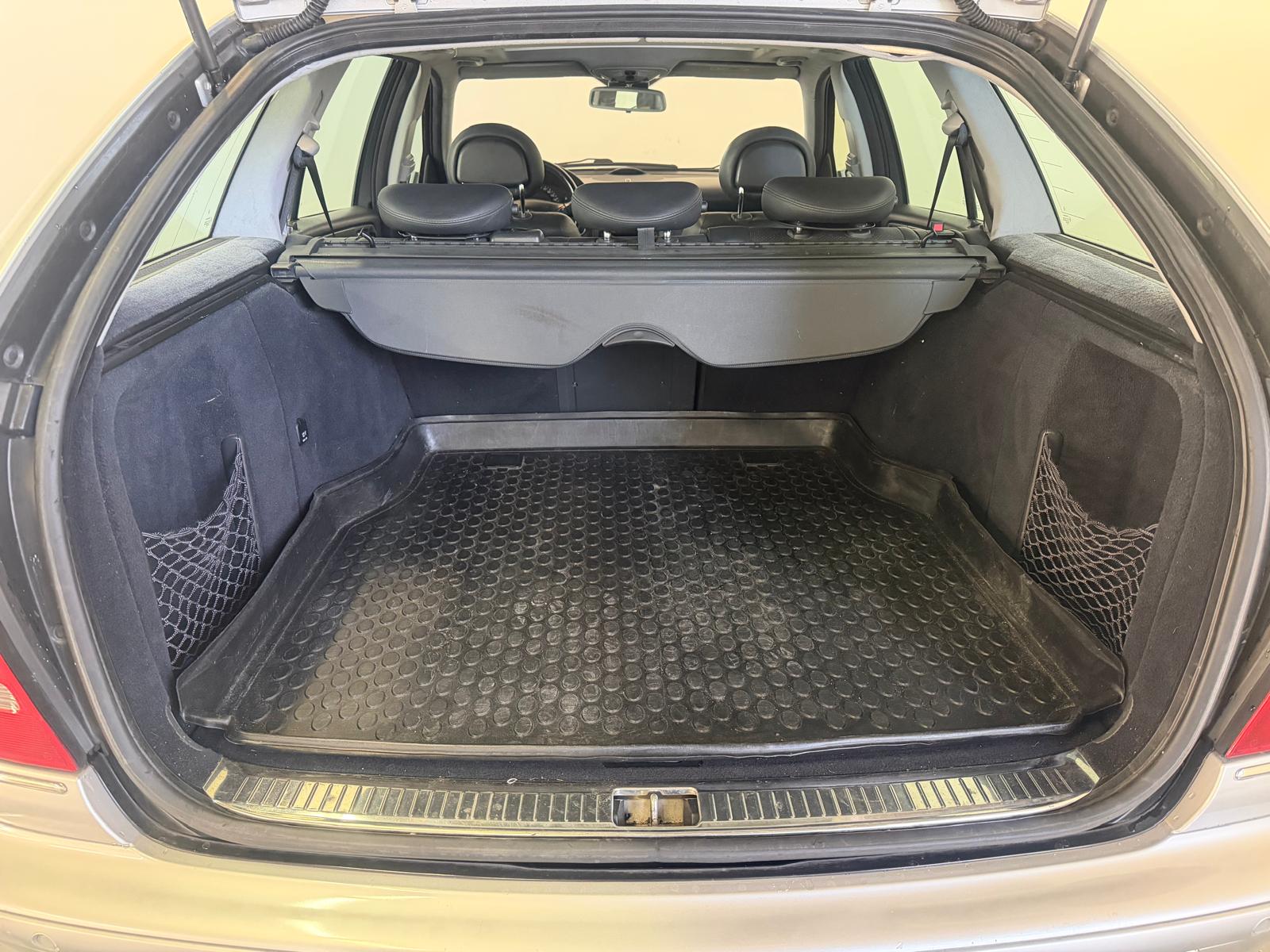 MERCEDES-BENZ C 320 Avantgarde Automatic-image-12