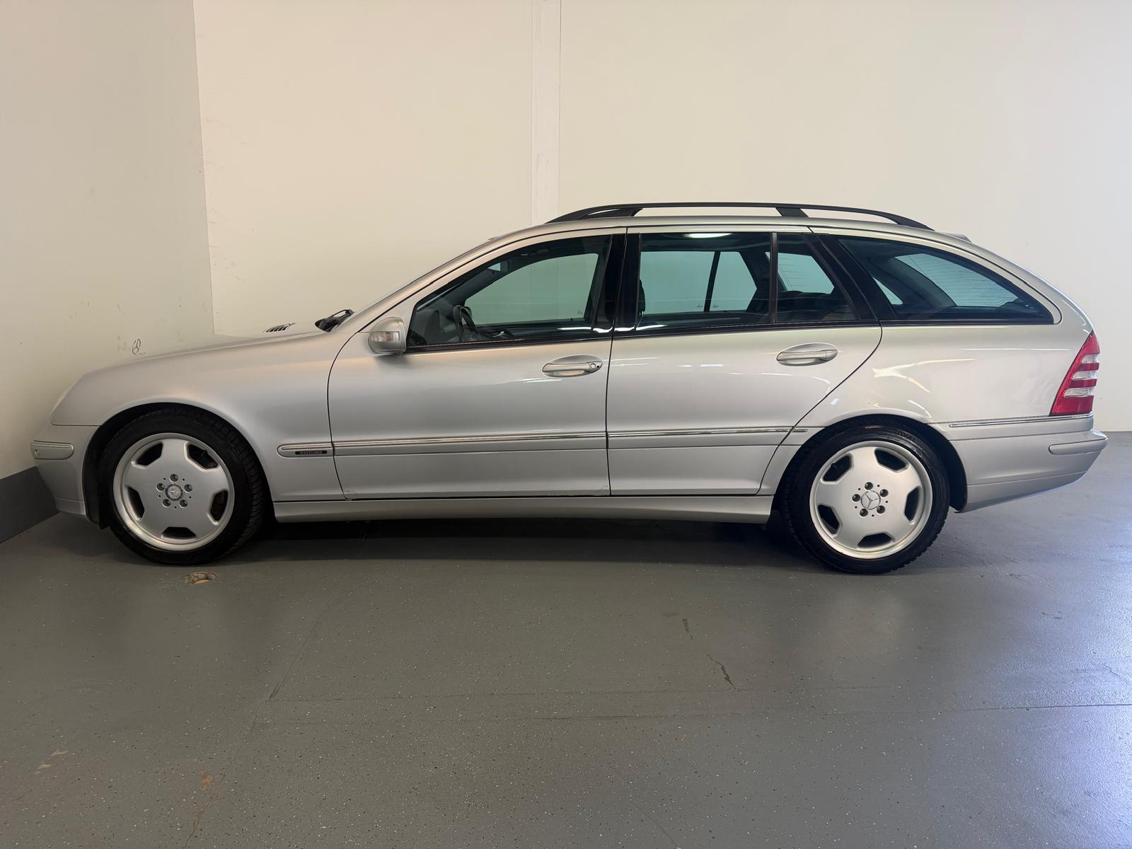 MERCEDES-BENZ C 320 Avantgarde Automatic-image-6