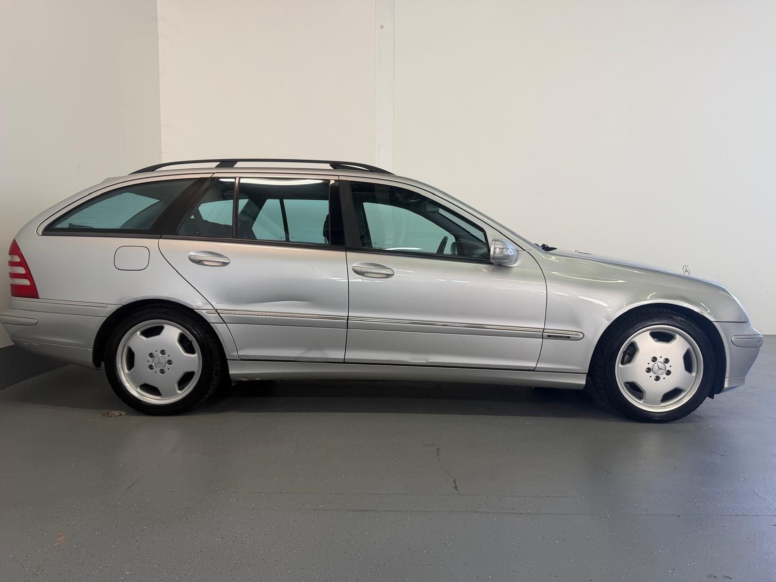 MERCEDES-BENZ C 320 Avantgarde Automatic-image-5