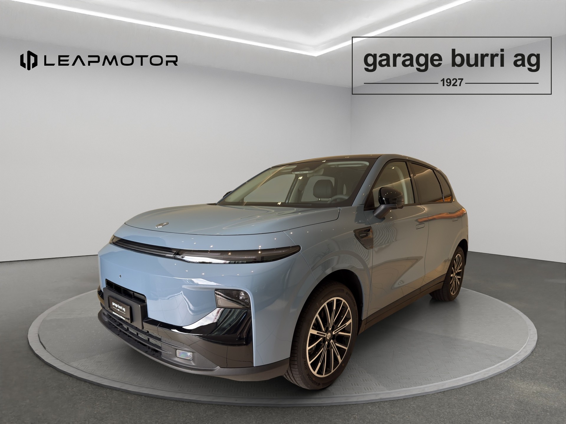 LEAPMOTOR B10 1.5 Hybrid EV-image-0