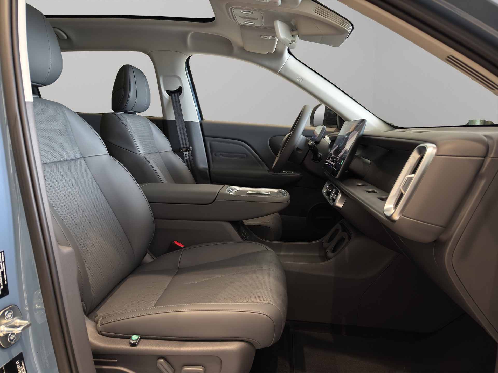 LEAPMOTOR B10 1.5 Hybrid EV-image-13