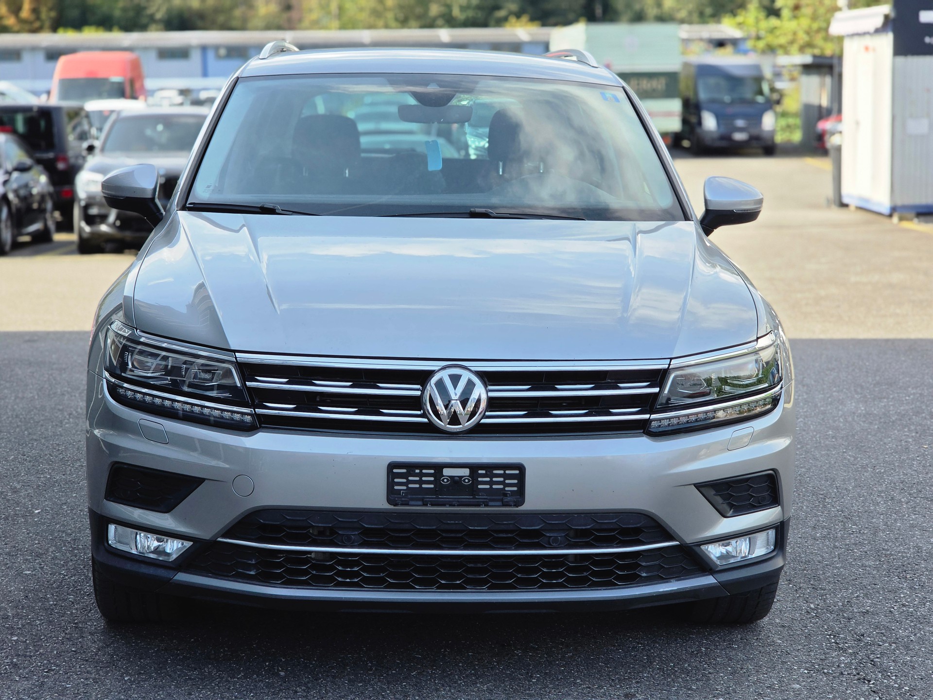 VW Tiguan 2.0TSI R-Line 4Motion DSG-image-1