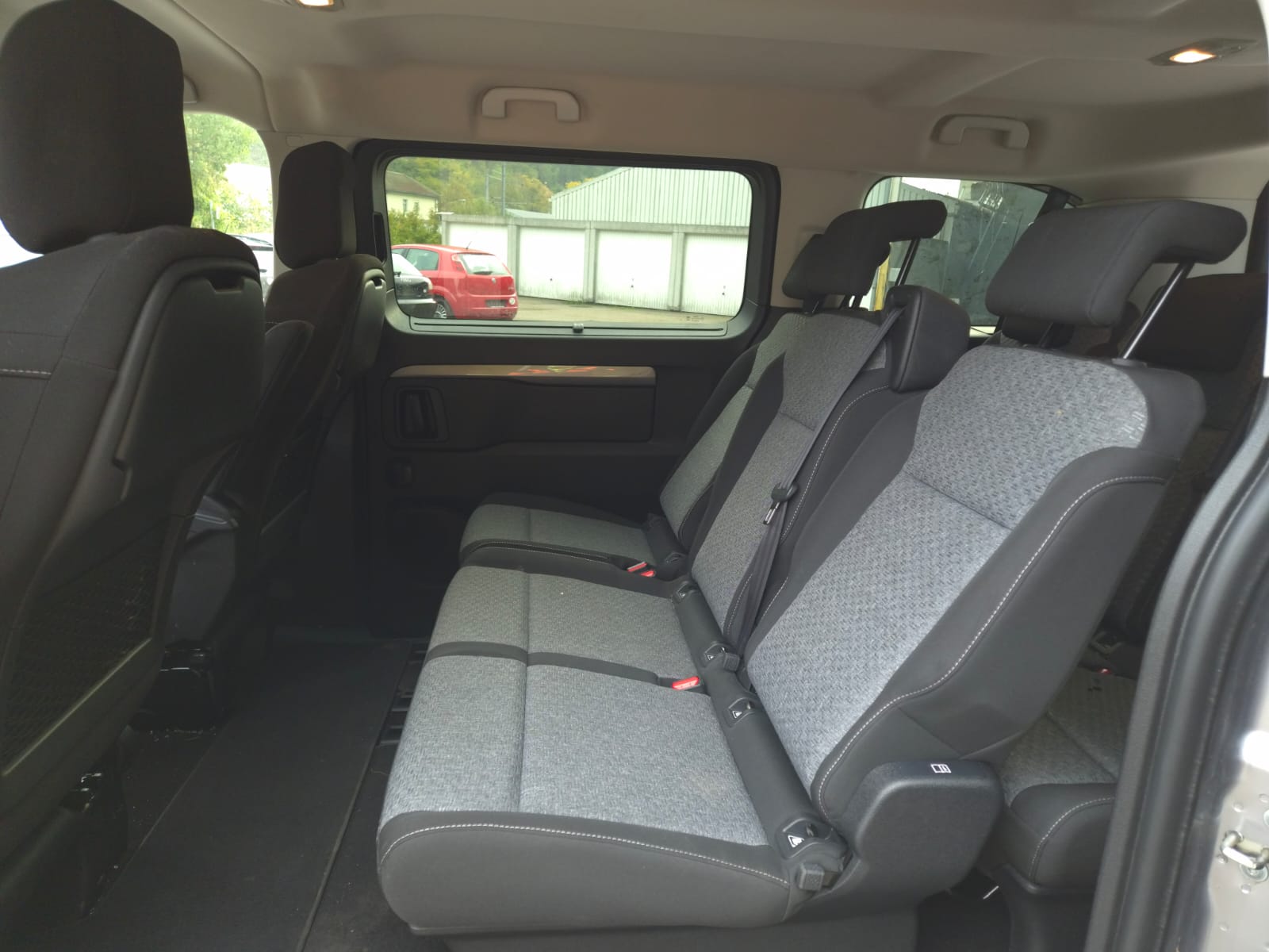 OPEL Life 2.0 CDTI 177 Edition S/S-image-13