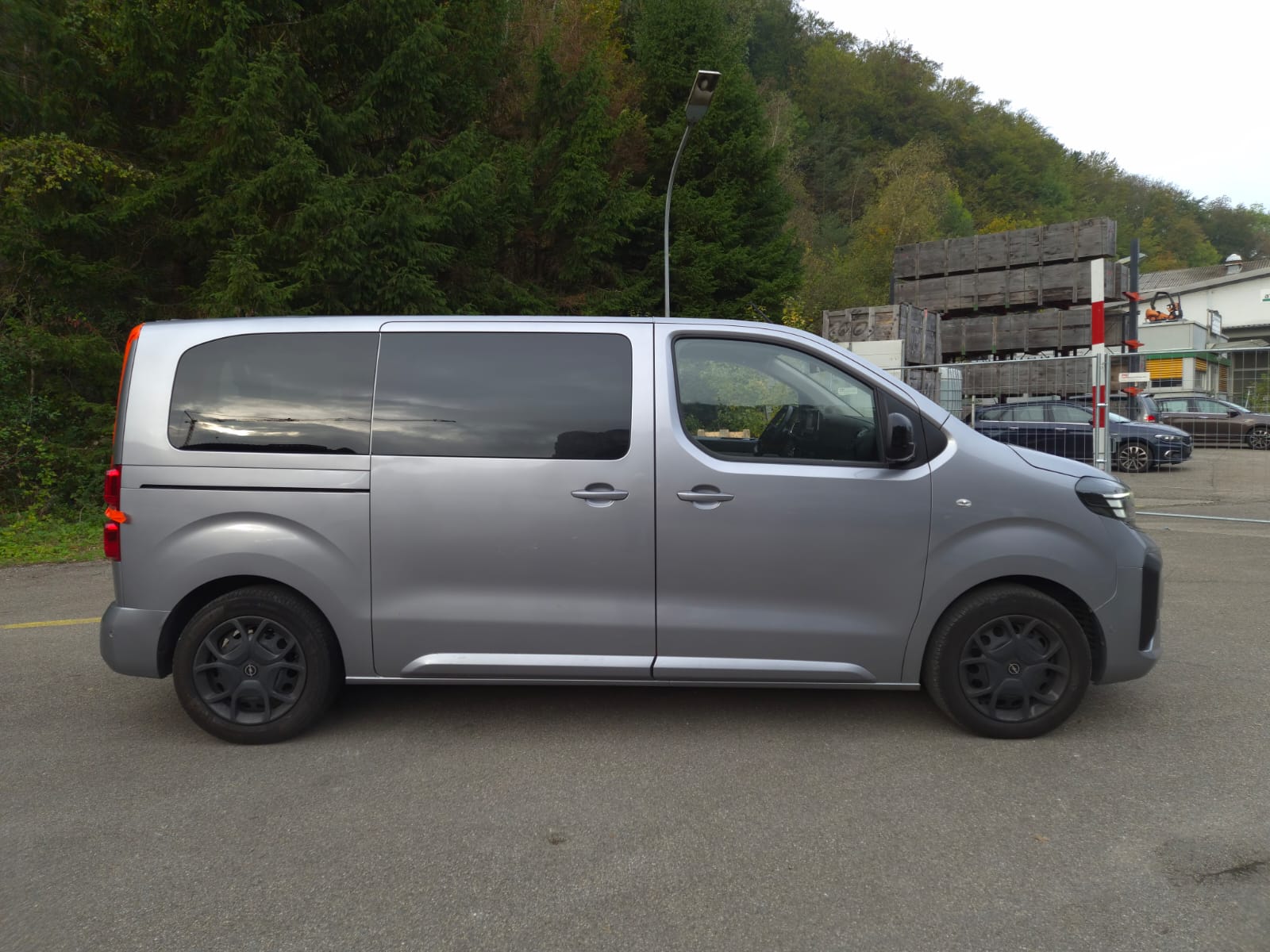 OPEL Life 2.0 CDTI 177 Edition S/S-image-8