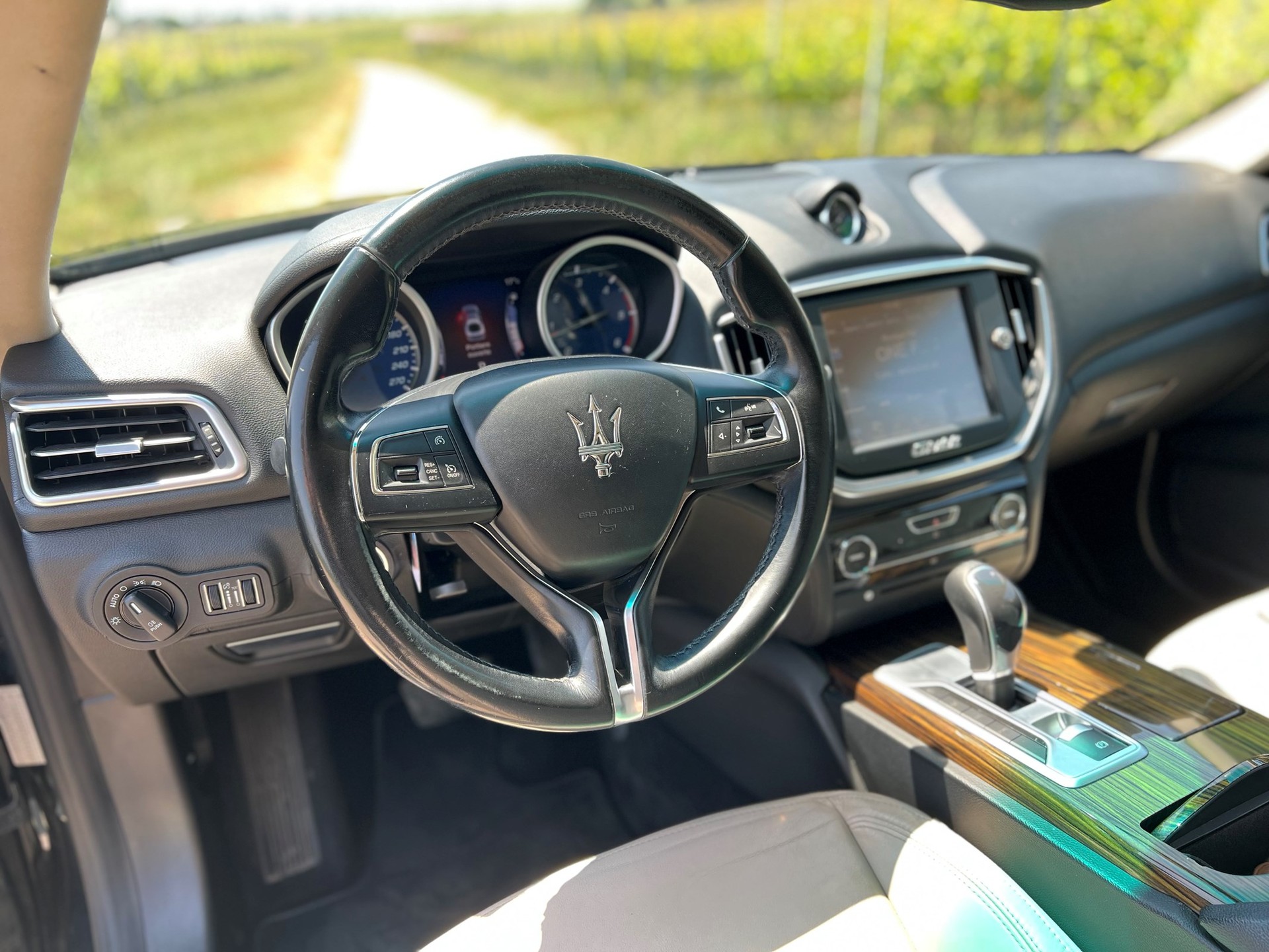 MASERATI Ghibli D 3.0 V6 Automatica-image-12