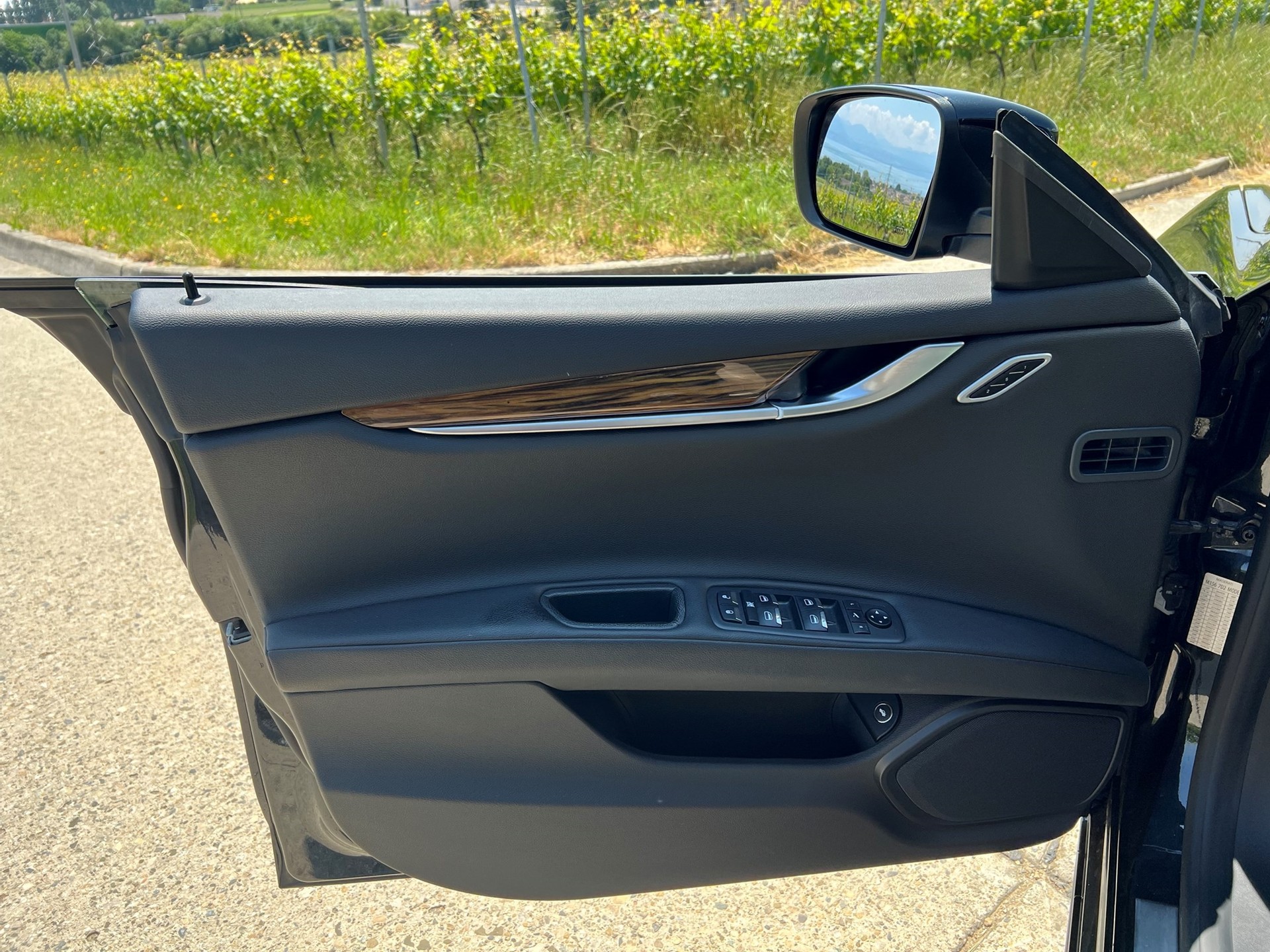 MASERATI Ghibli D 3.0 V6 Automatica-image-13