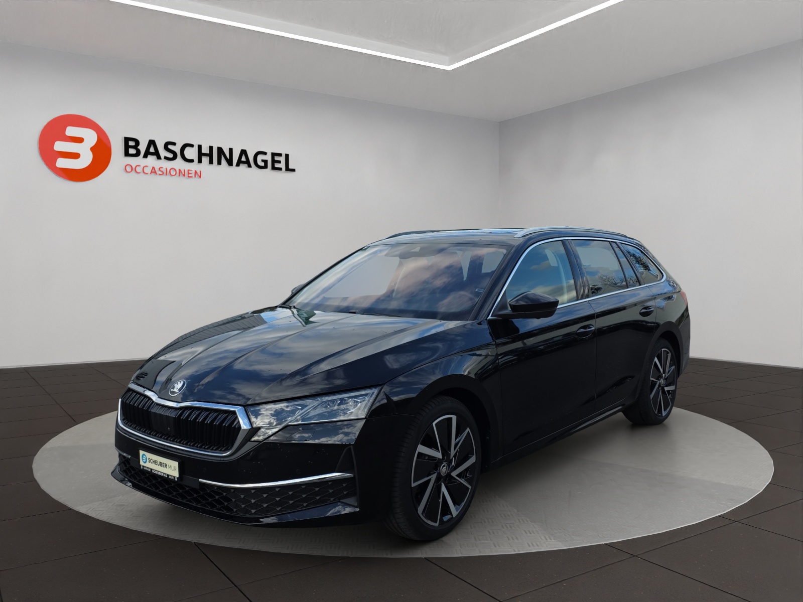 SKODA Octavia Combi 2.0 TDI DSG Selection-image-0