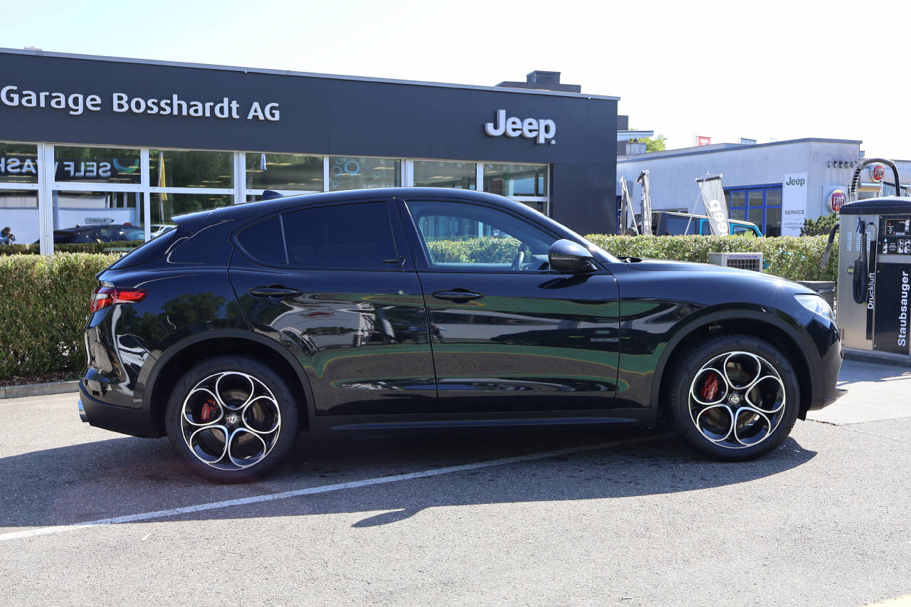 ALFA ROMEO Stelvio 2.0 Q4 280 Super-image-1