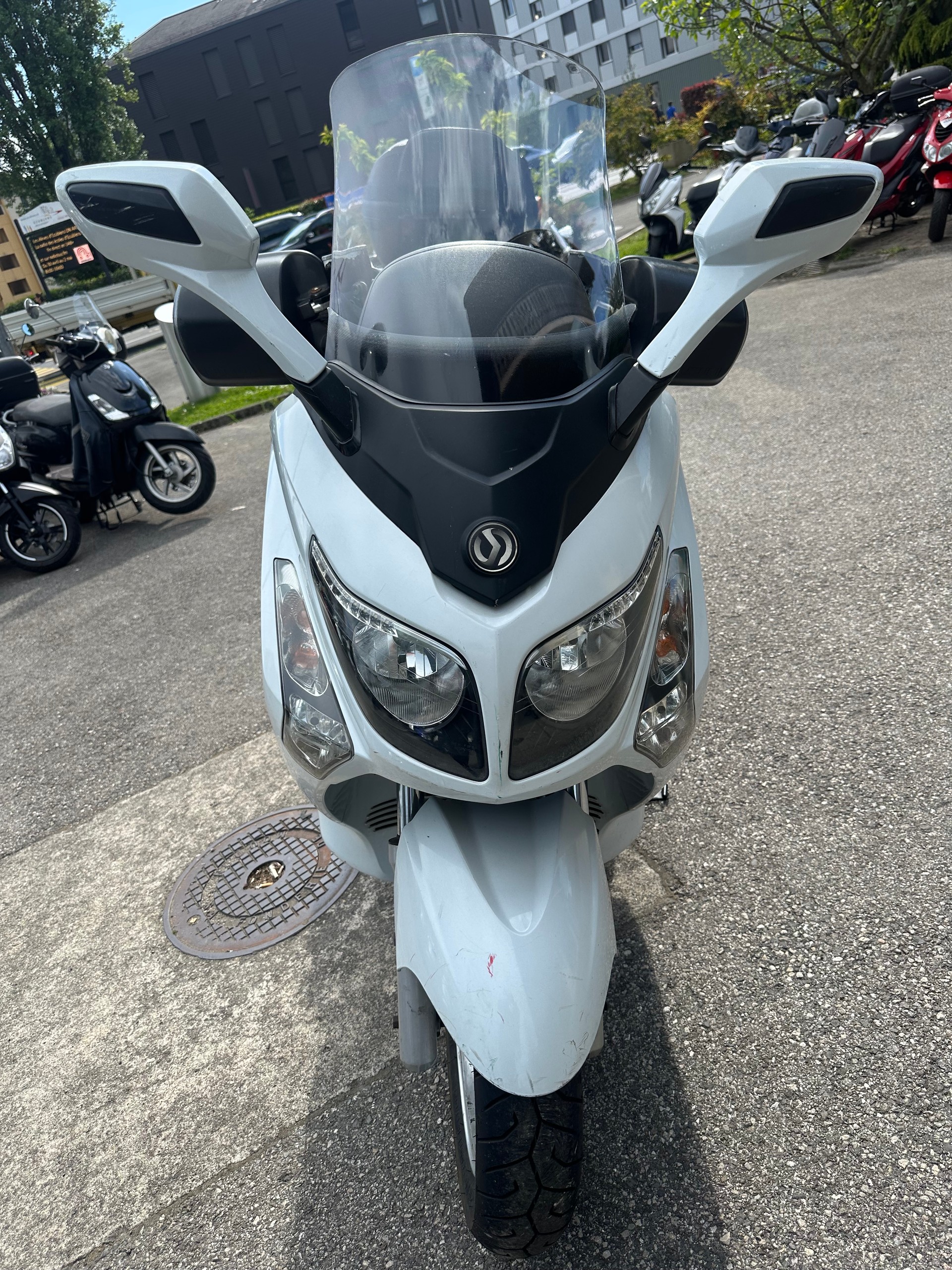 SYM GTS 300 Injection-image-1