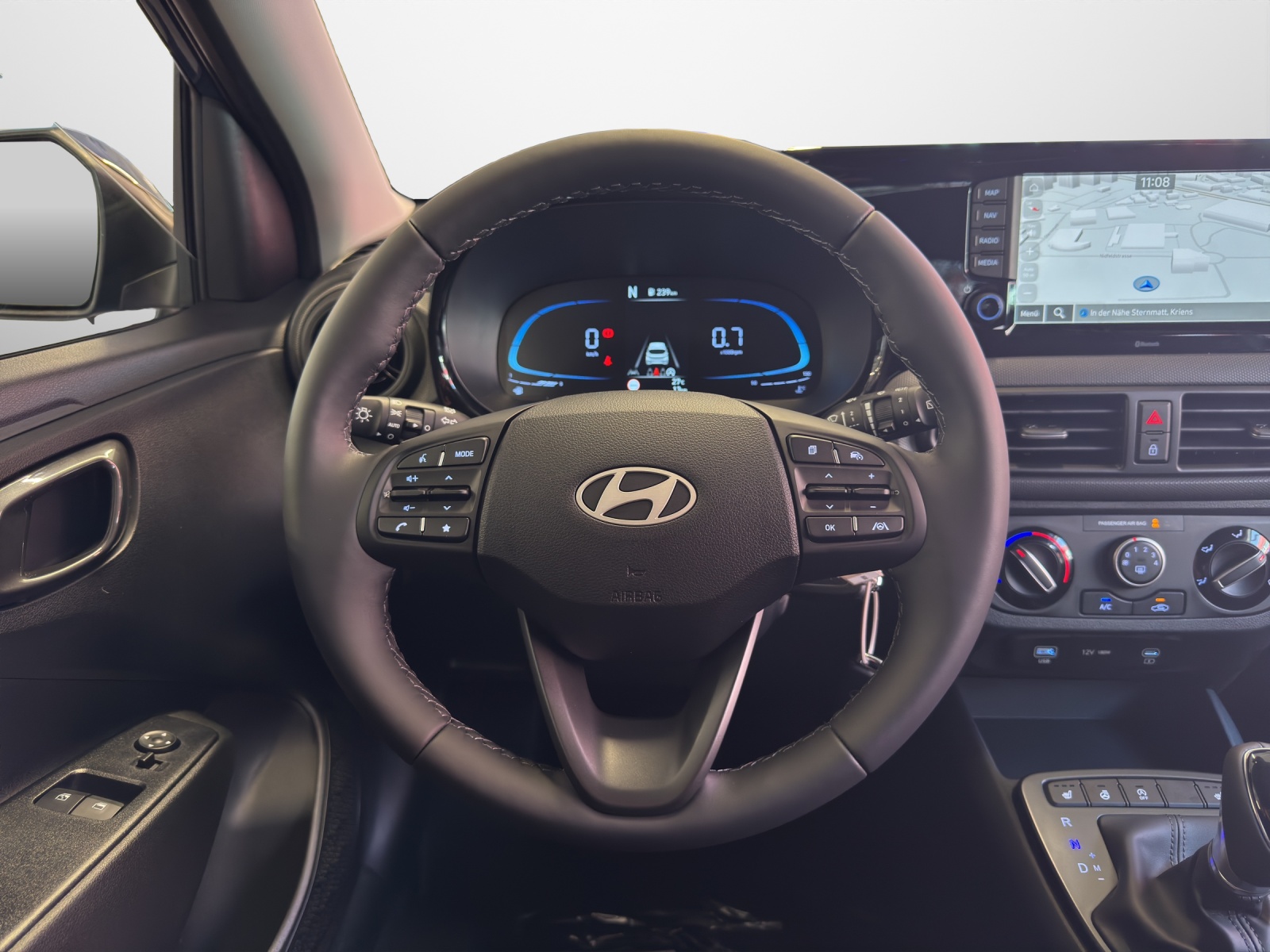 HYUNDAI i10 1.2 Amplia-image-6