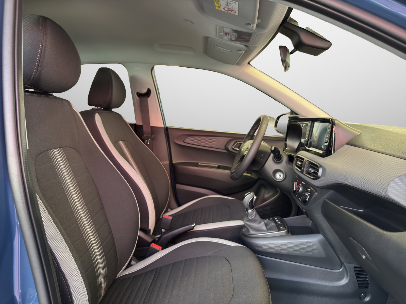 HYUNDAI i10 1.2 Amplia-image-12