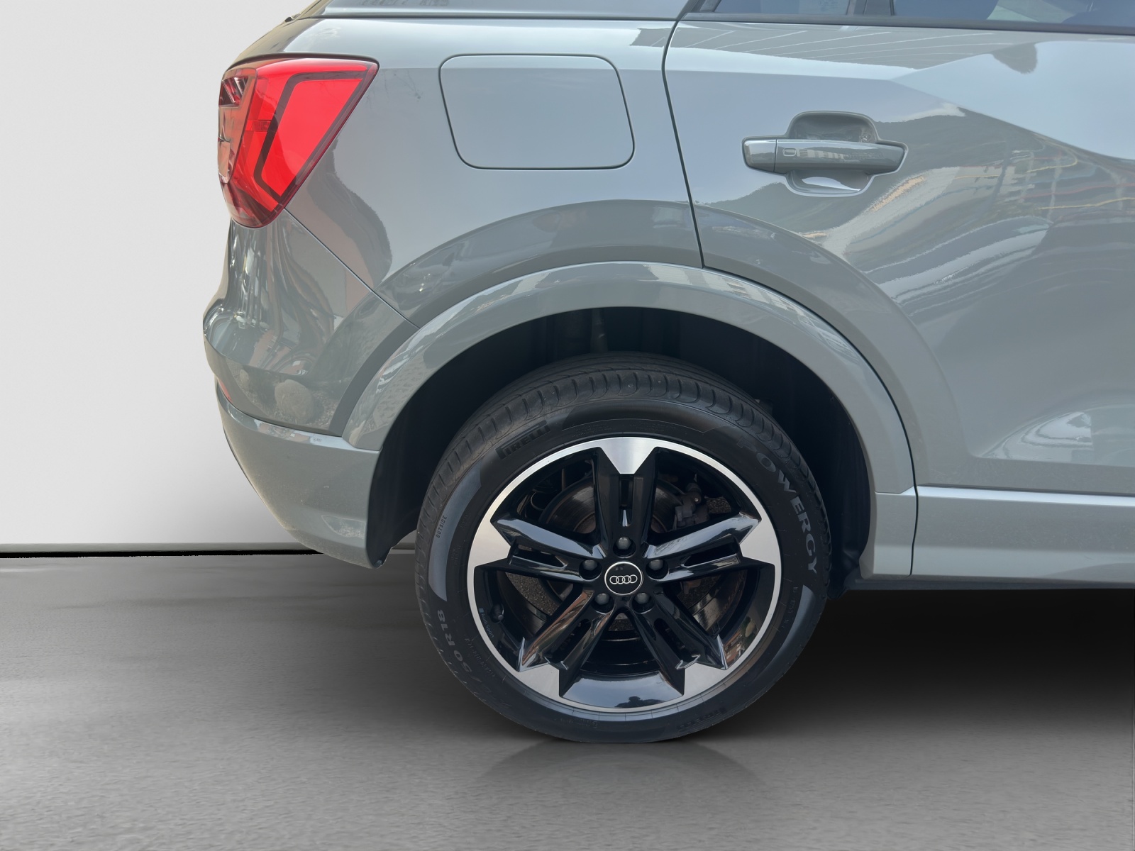 AUDI Q2 2.0 TDI sport quattro S-tronic-image-4