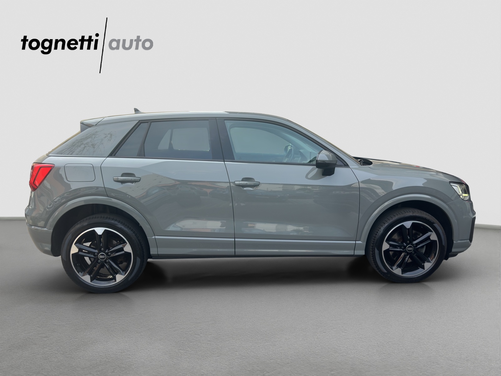 AUDI Q2 2.0 TDI sport quattro S-tronic-image-2
