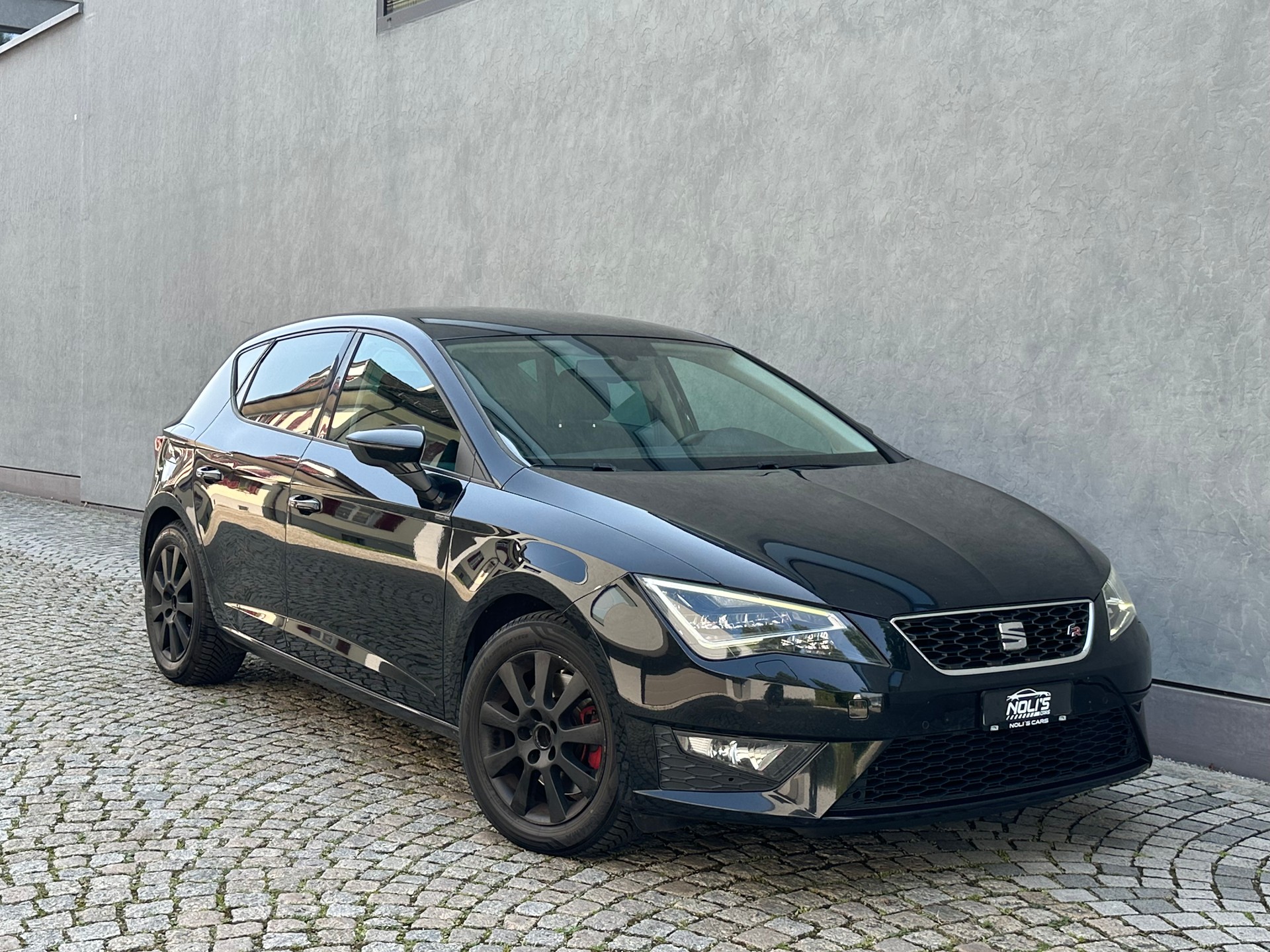 SEAT Leon 2.0 TDI FR DSG-image-1