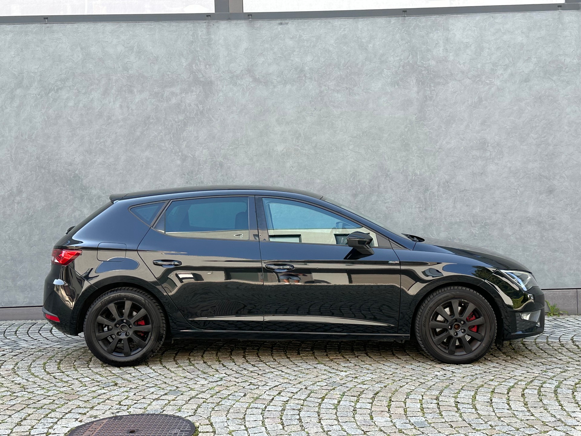 SEAT Leon 2.0 TDI FR DSG-image-4