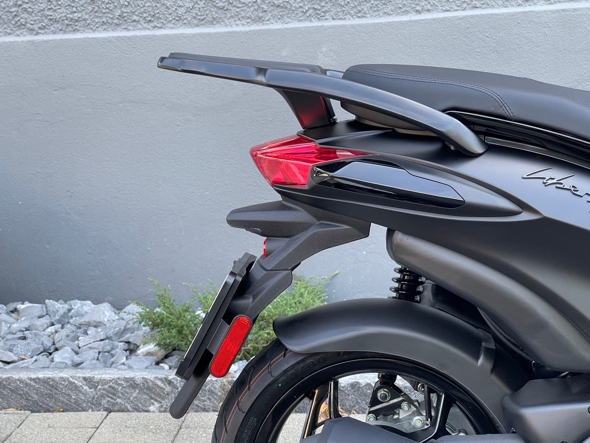 PIAGGIO Liberty 125 Sport-image-12