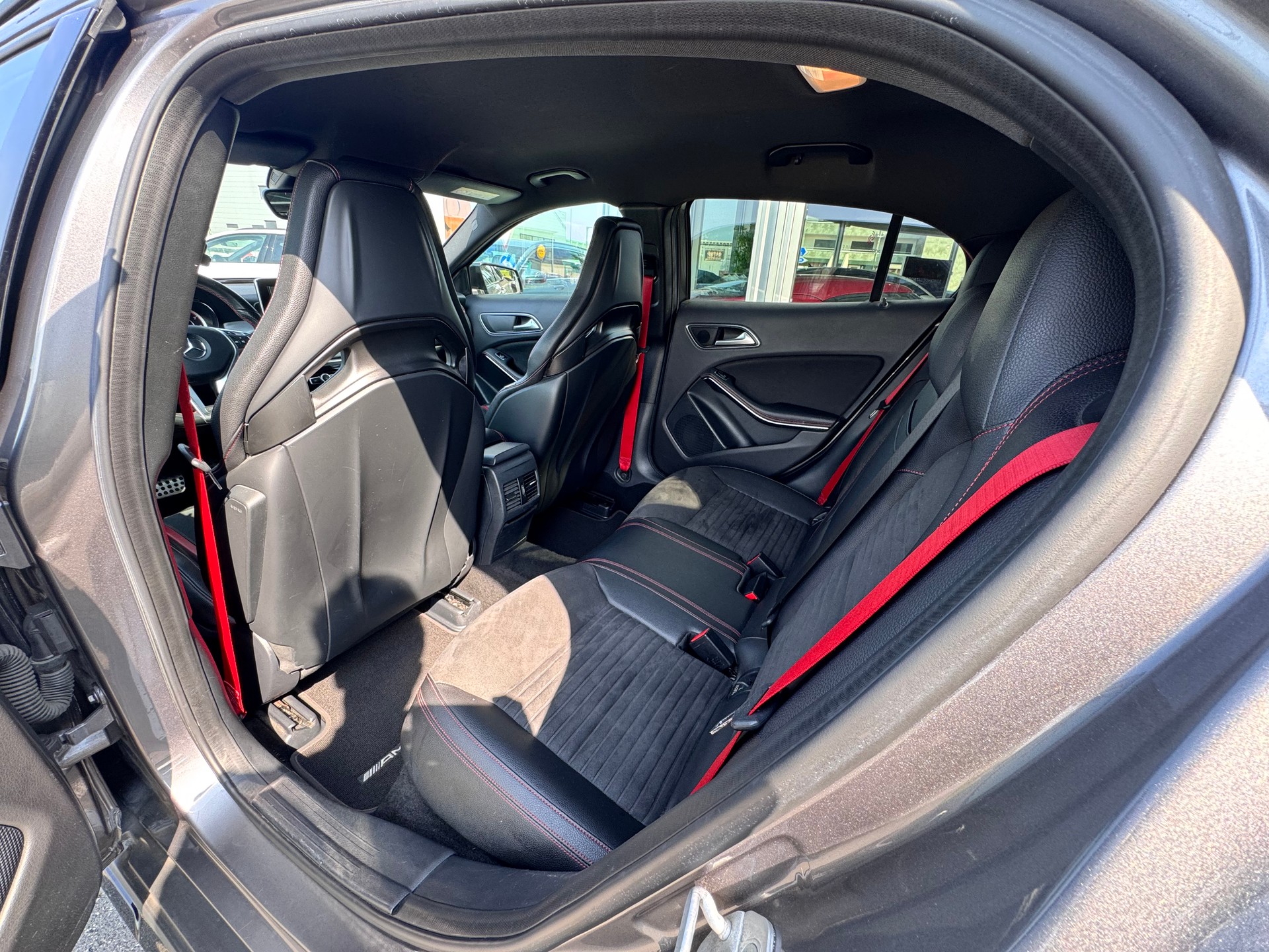 MERCEDES-BENZ GLA 45 AMG 4Matic 7G-DCT-image-10