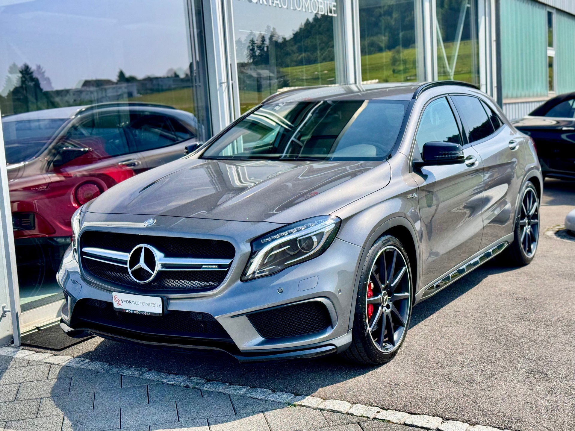 MERCEDES-BENZ GLA 45 AMG 4Matic 7G-DCT-image-1