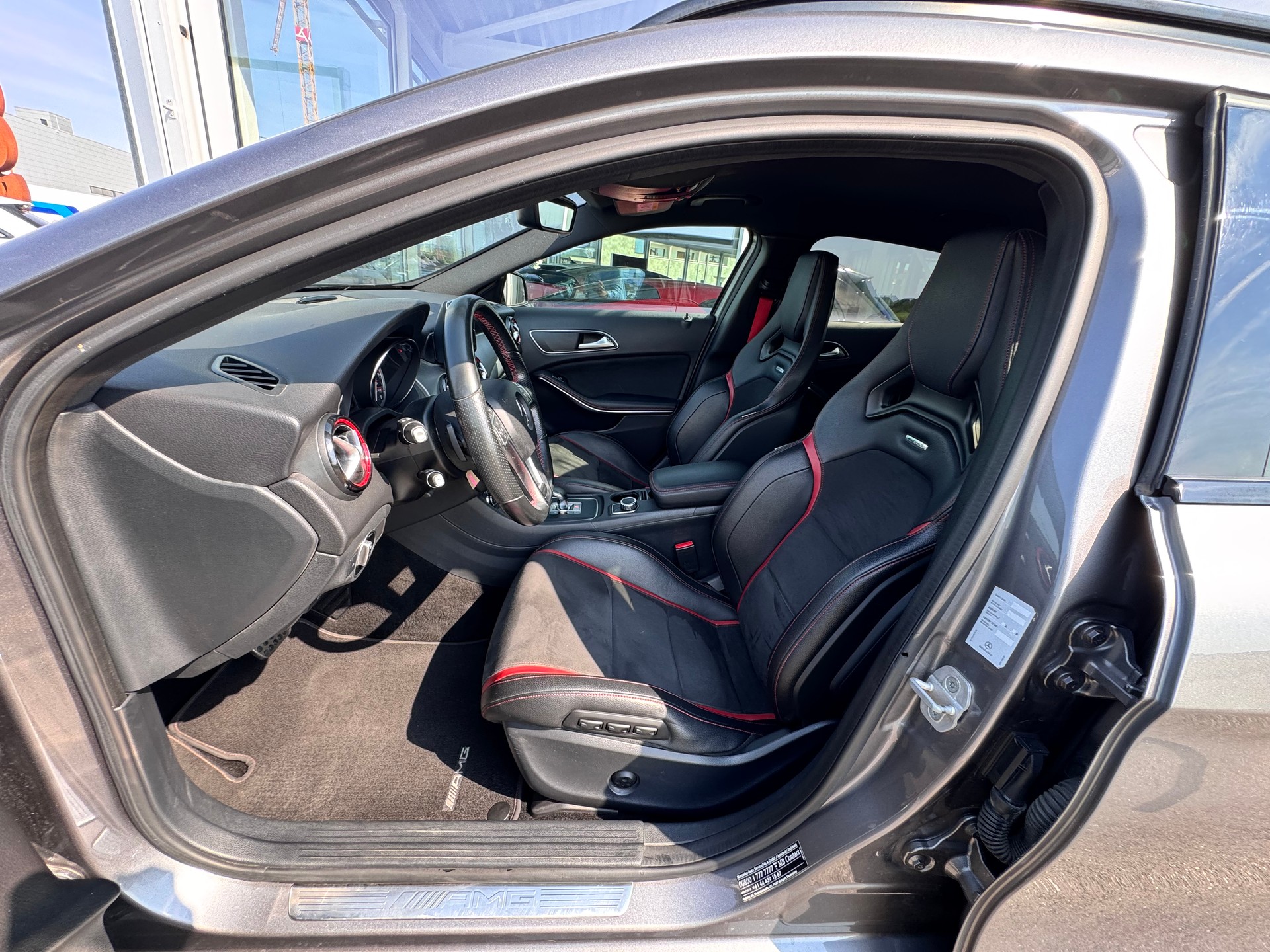 MERCEDES-BENZ GLA 45 AMG 4Matic 7G-DCT-image-13