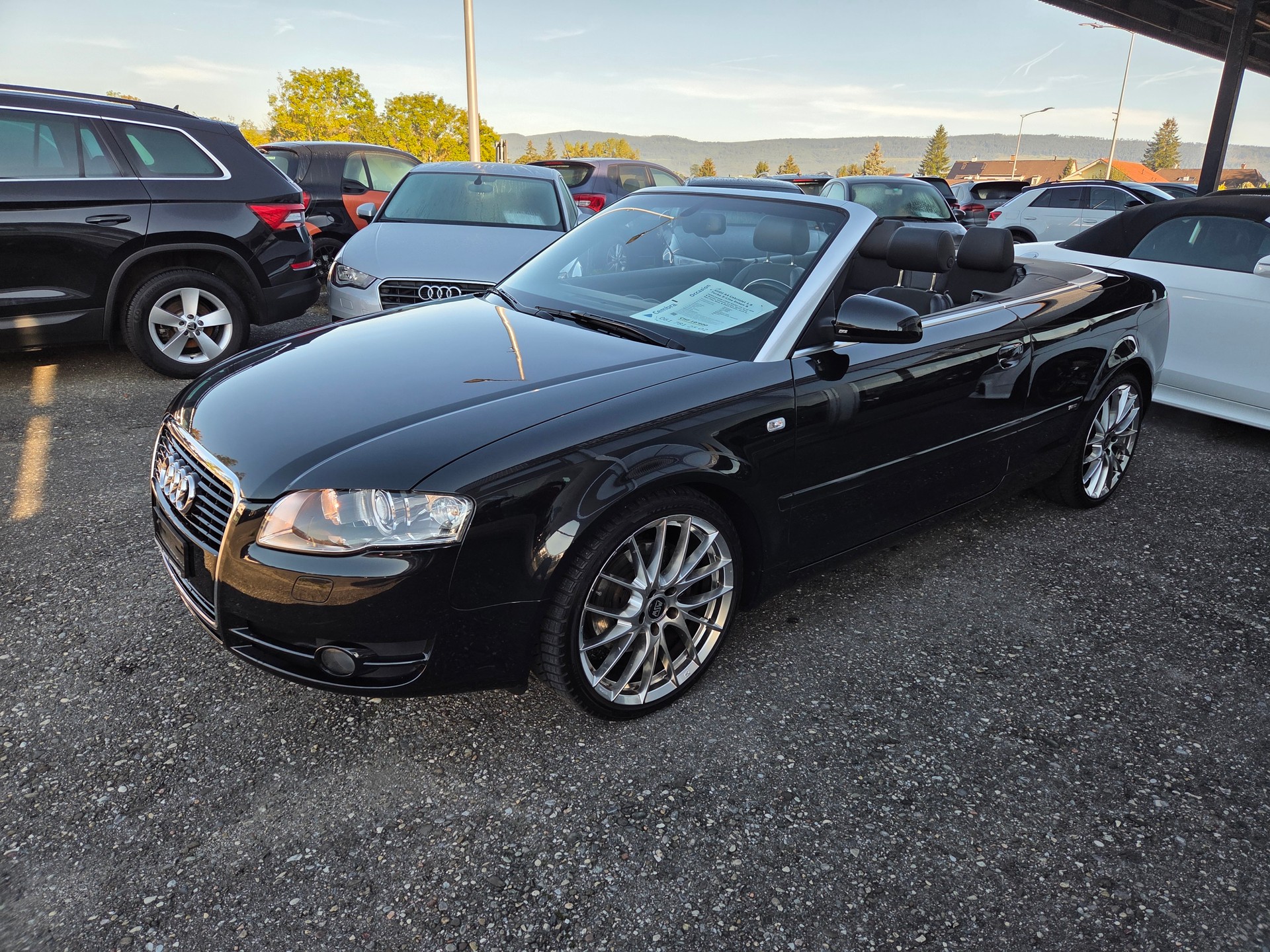 AUDI A4 Cabriolet 1.8 Turbo S-Line Innen & Aussen-image-3