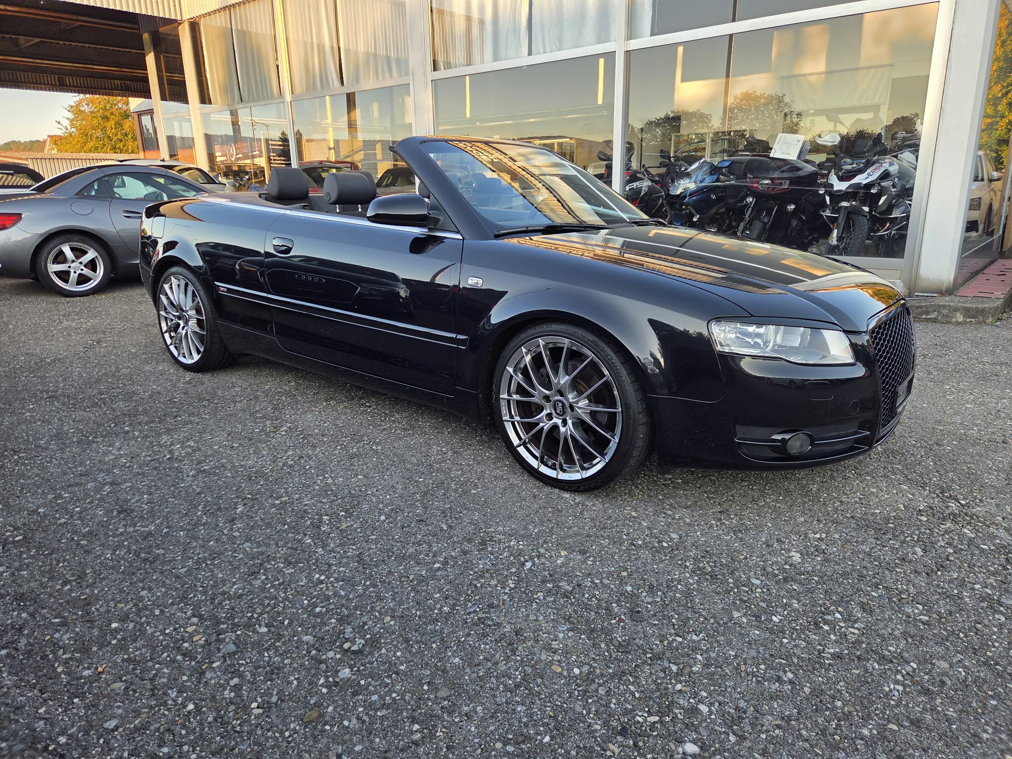 Car photo