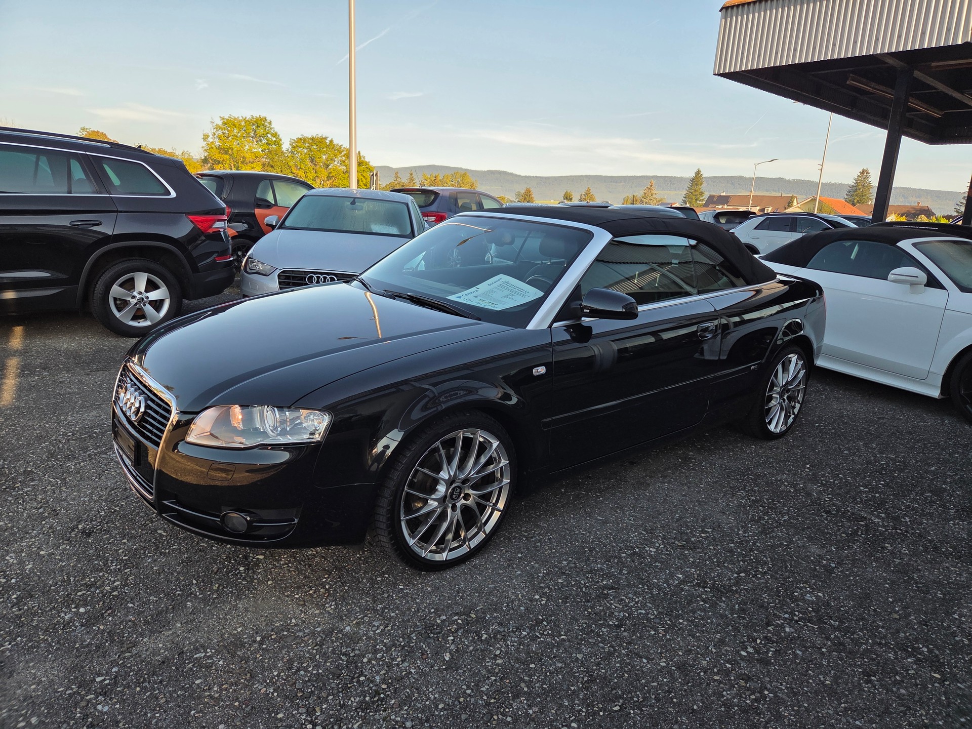 AUDI A4 Cabriolet 1.8 Turbo S-Line Innen & Aussen-image-2