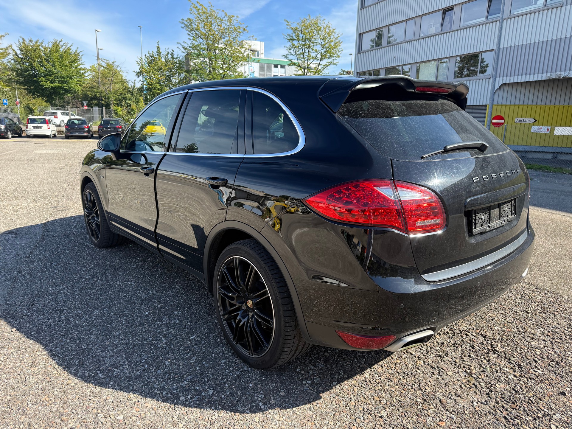 PORSCHE Cayenne Diesel-image-2