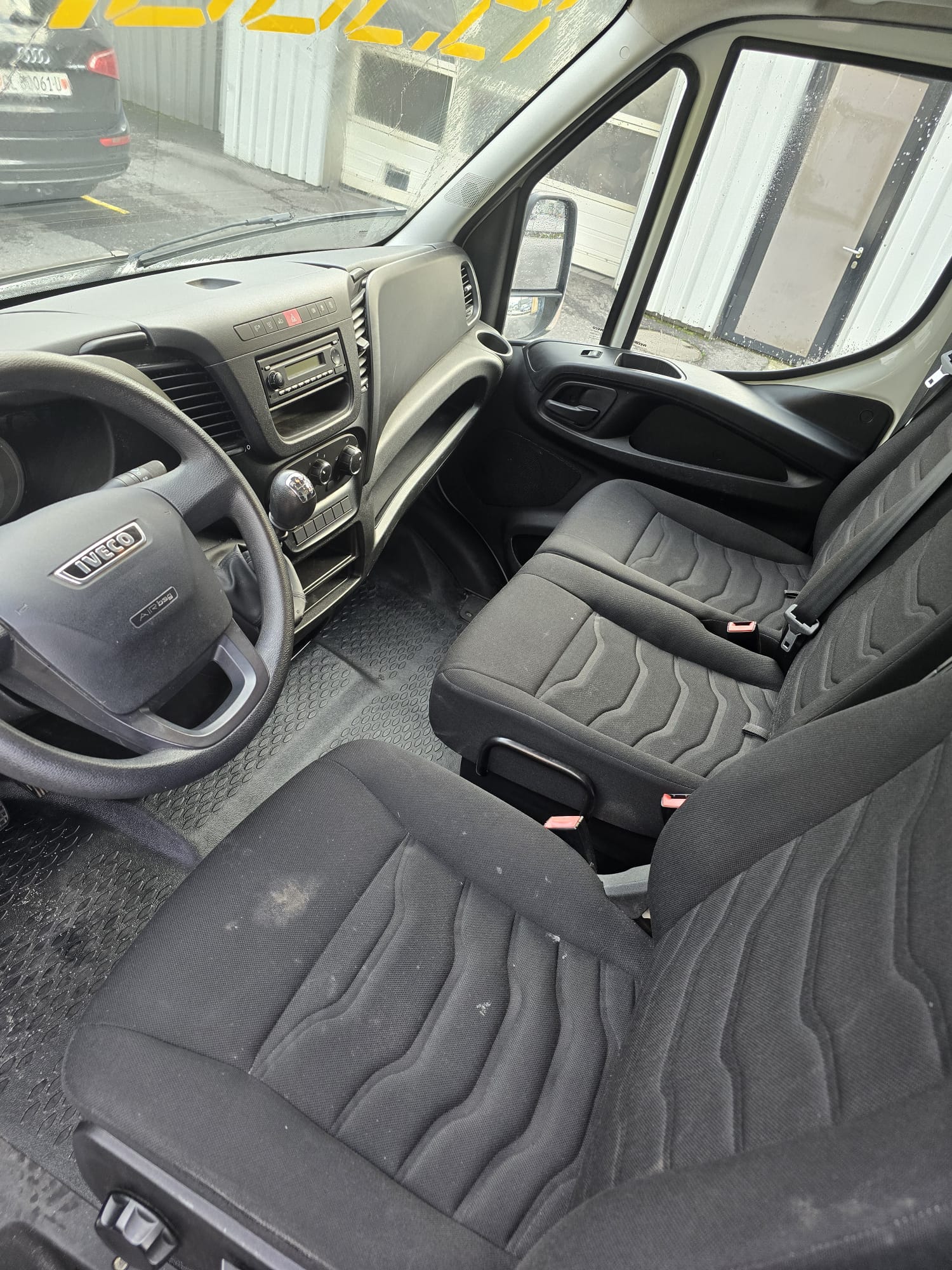 IVECO 35 S 13 V-image-10