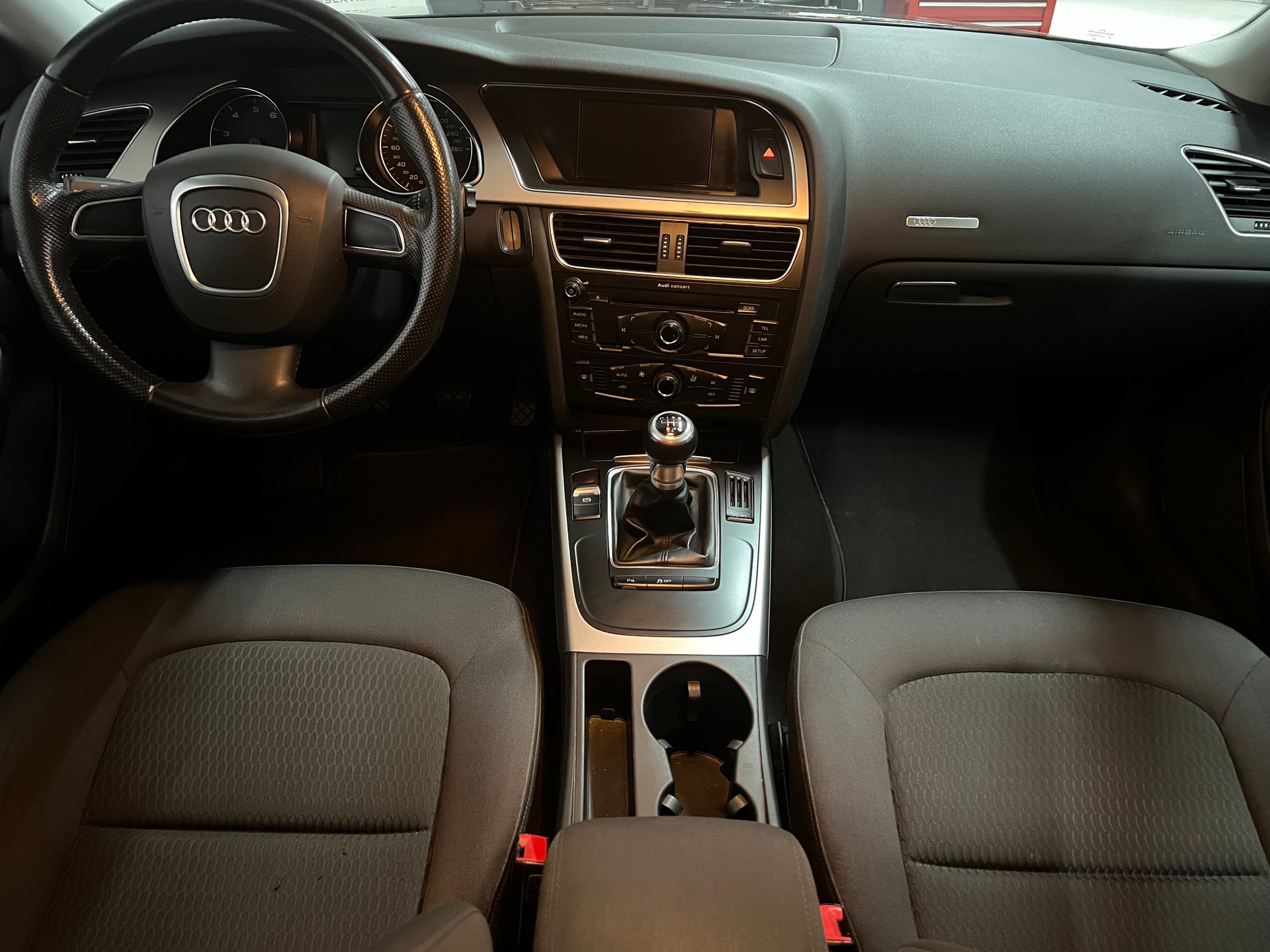 AUDI A5 Sportback *Manual*-image-6