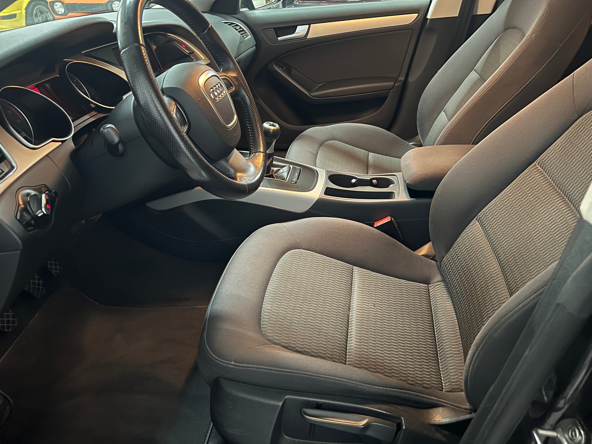 AUDI A5 Sportback *Manual*-image-7