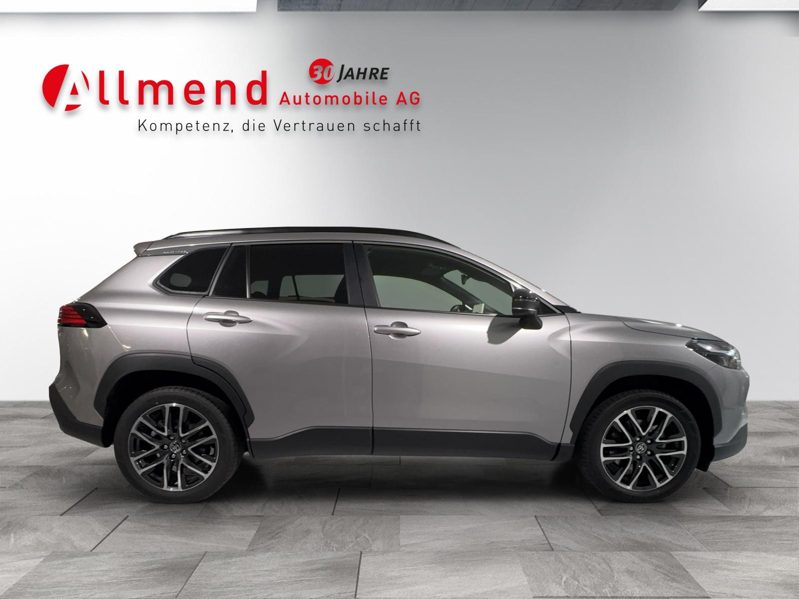 TOYOTA Corolla Cross 2.0 HSD Trend AWD-i-showroom-element-3