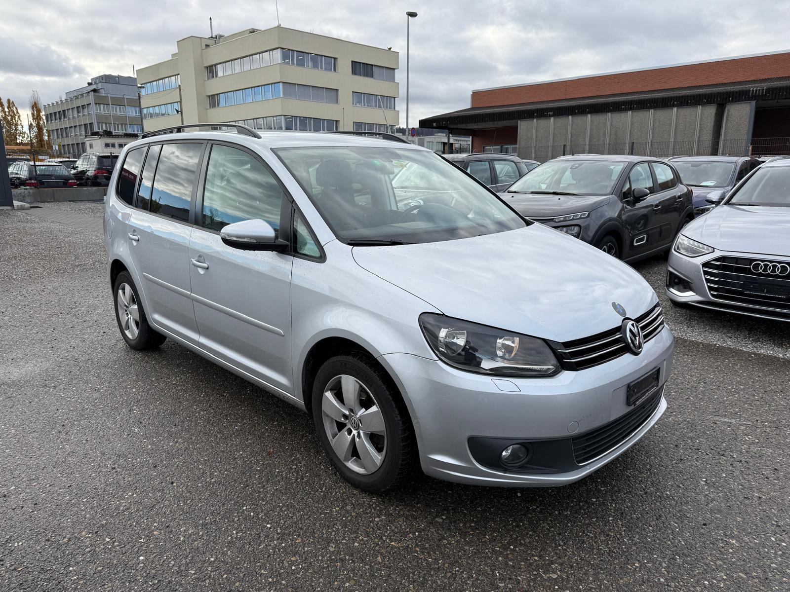 VW Touran 2.0 TDI 140 Comfortline DSG-image-1