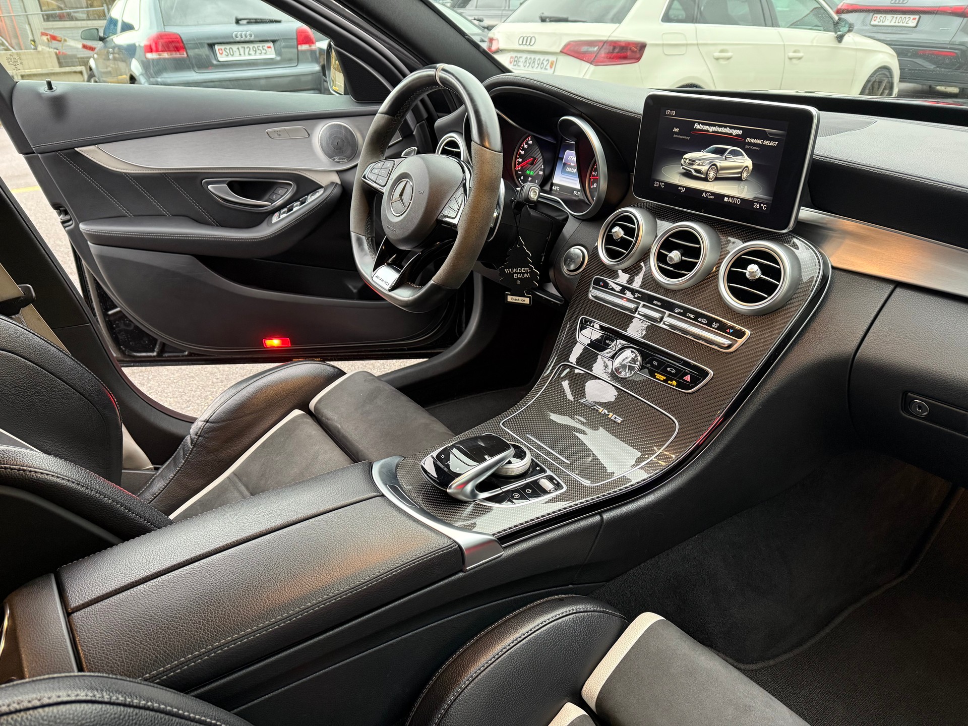 MERCEDES-BENZ C 63 S AMG Speedshift-image-15