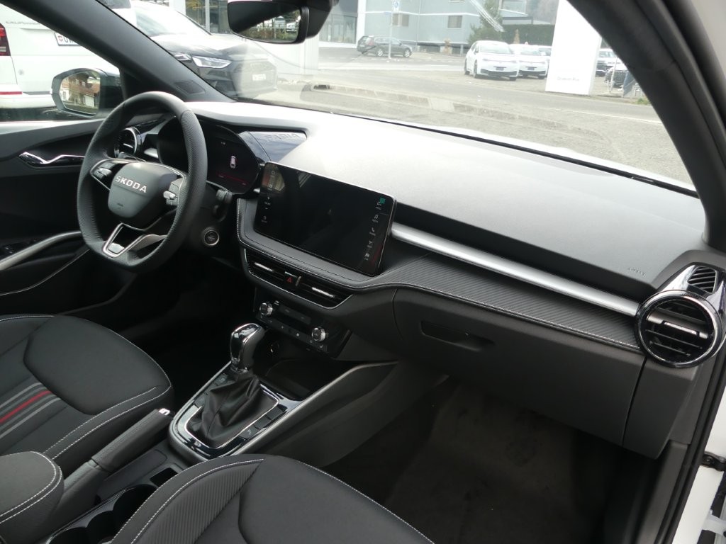 SKODA Fabia 1.5 TSI 130 DSG-image-8