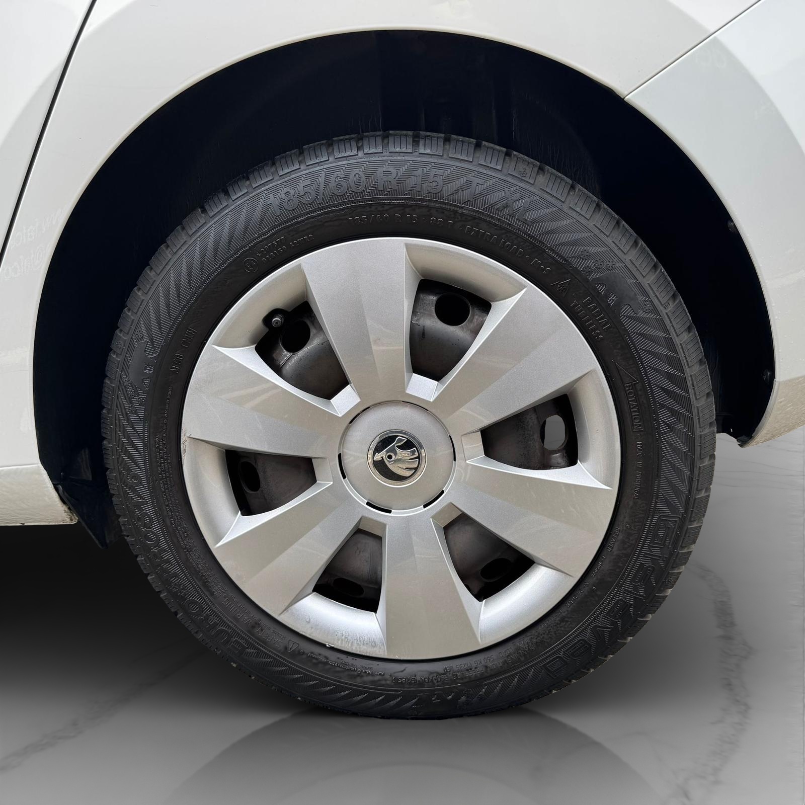SKODA Fabia 1.0 TSI Ambition DSG-image-33