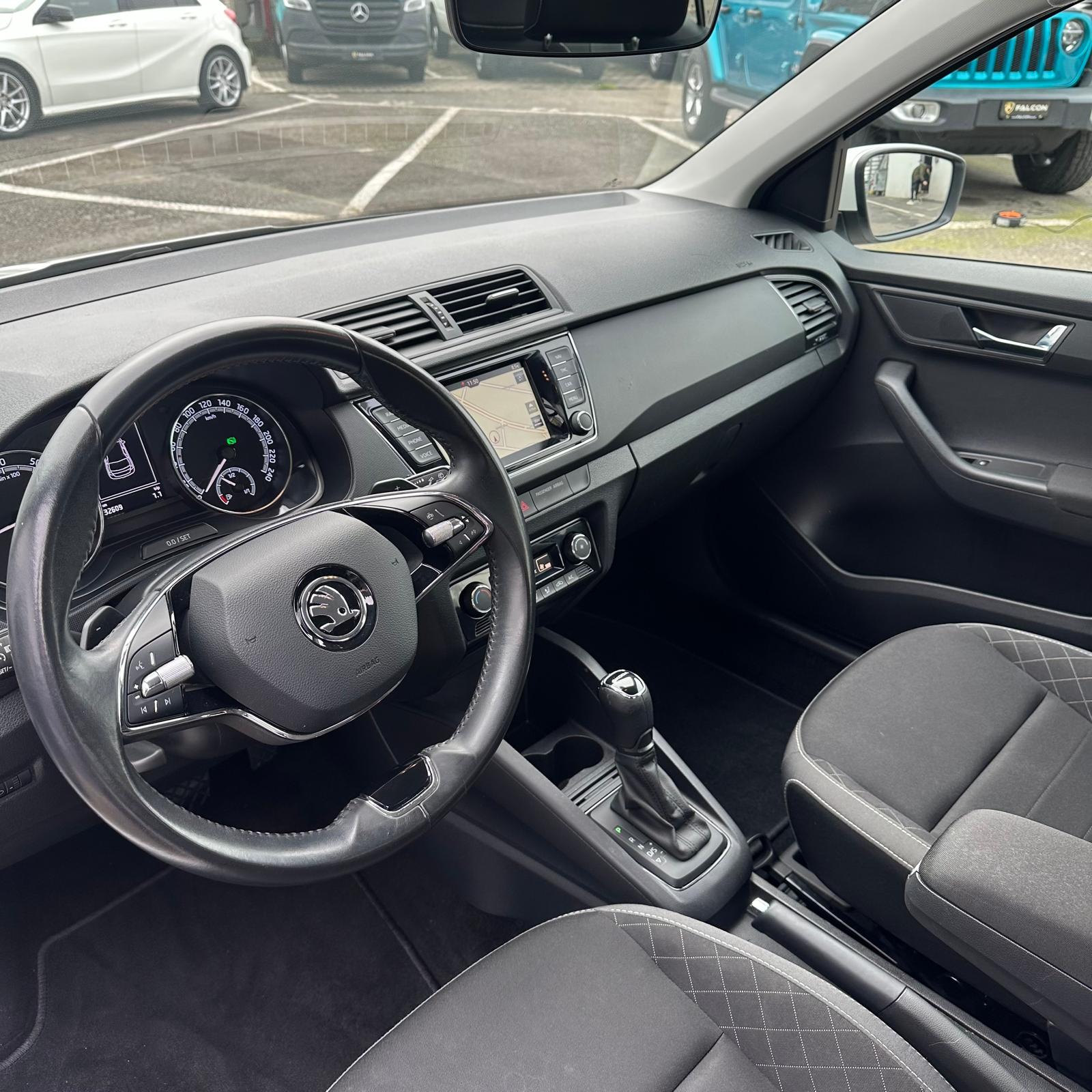 SKODA Fabia 1.0 TSI Ambition DSG-image-19